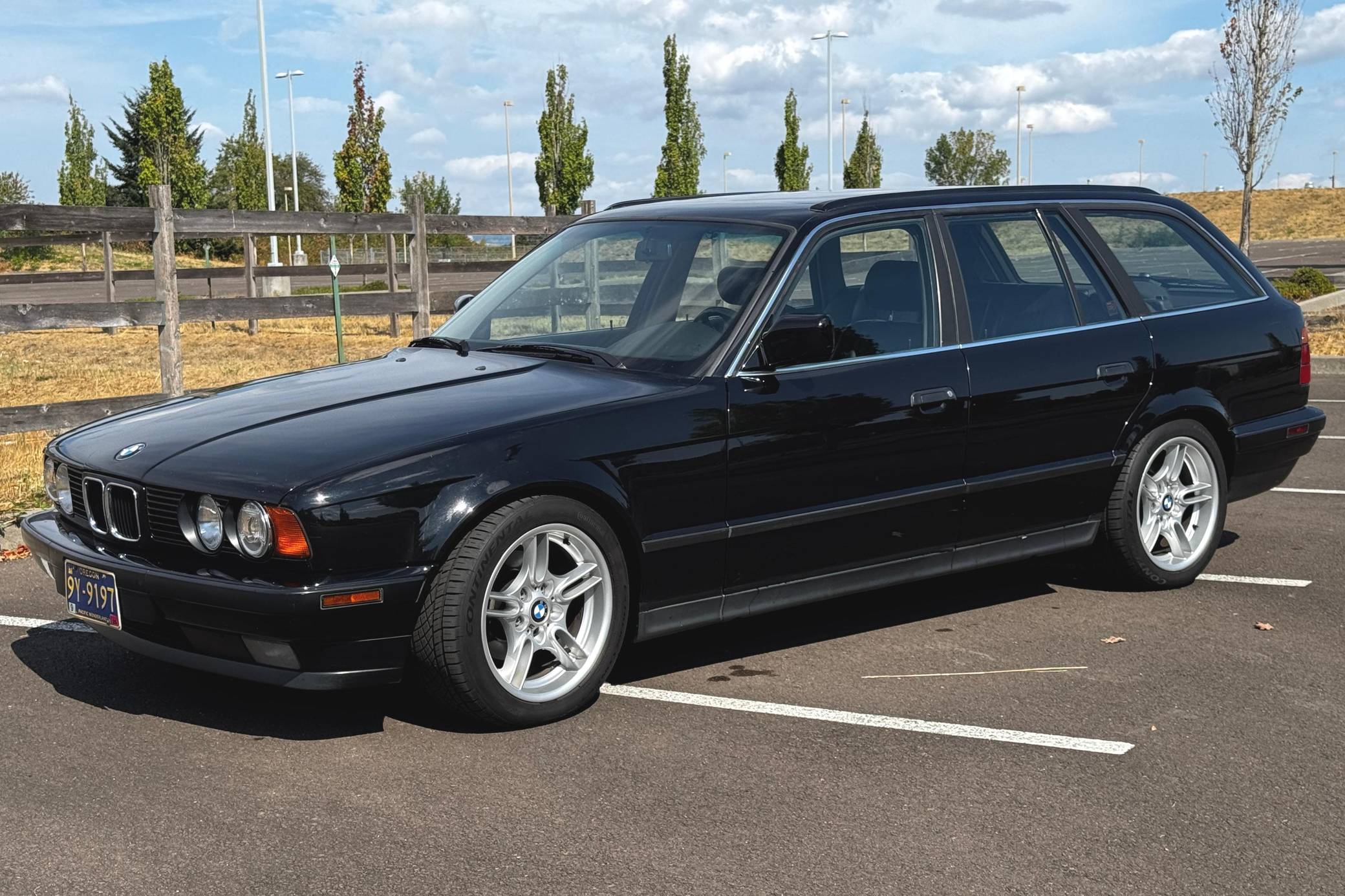 1992 BMW 525i Touring VIN: WBAHJ6313NGD21312 for Sale - Cars & Bids