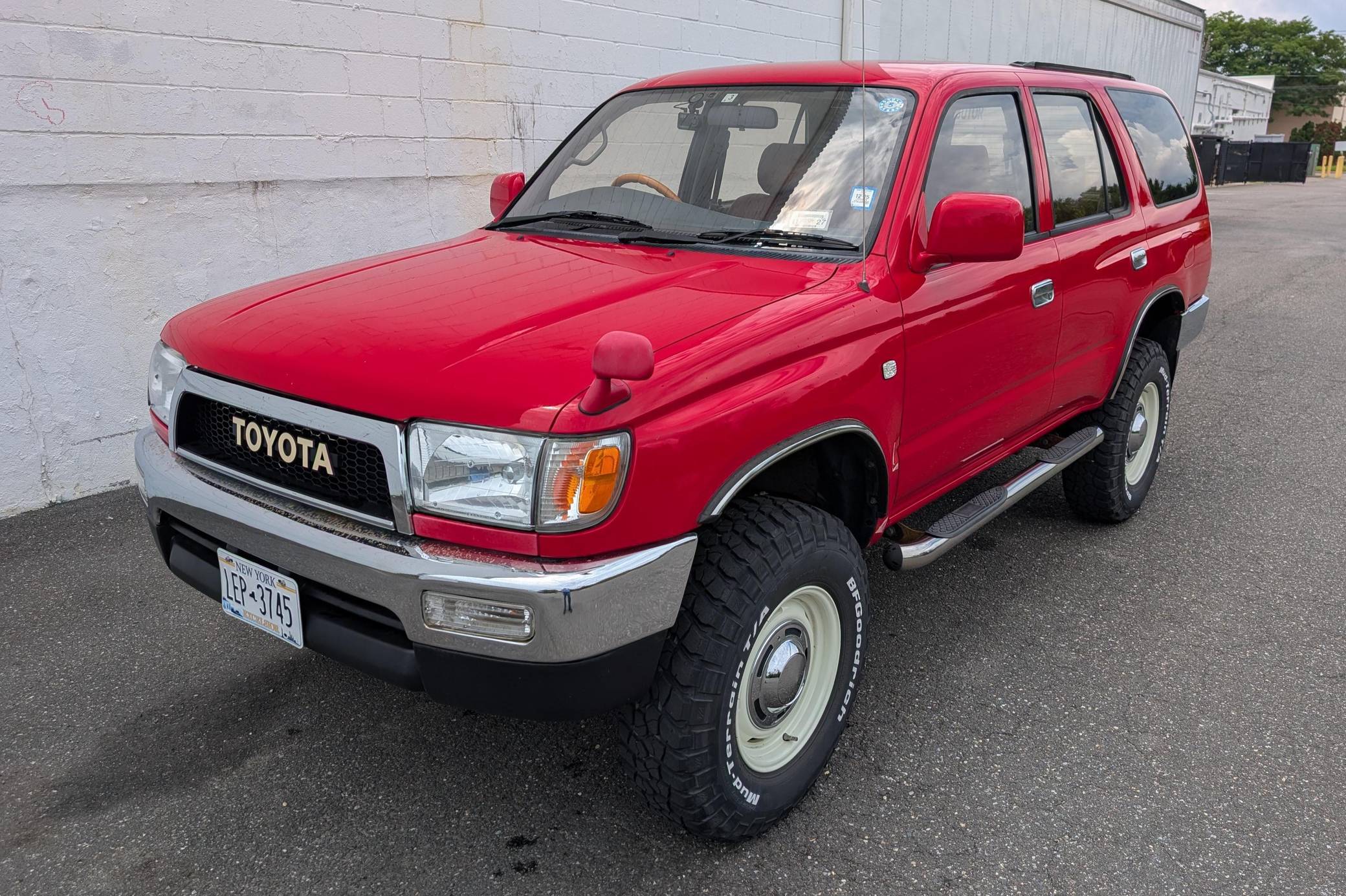 1996 Toyota Hilux Surf SSR-X 2.7 4x4 VIN: RZN1850019534 for Sale