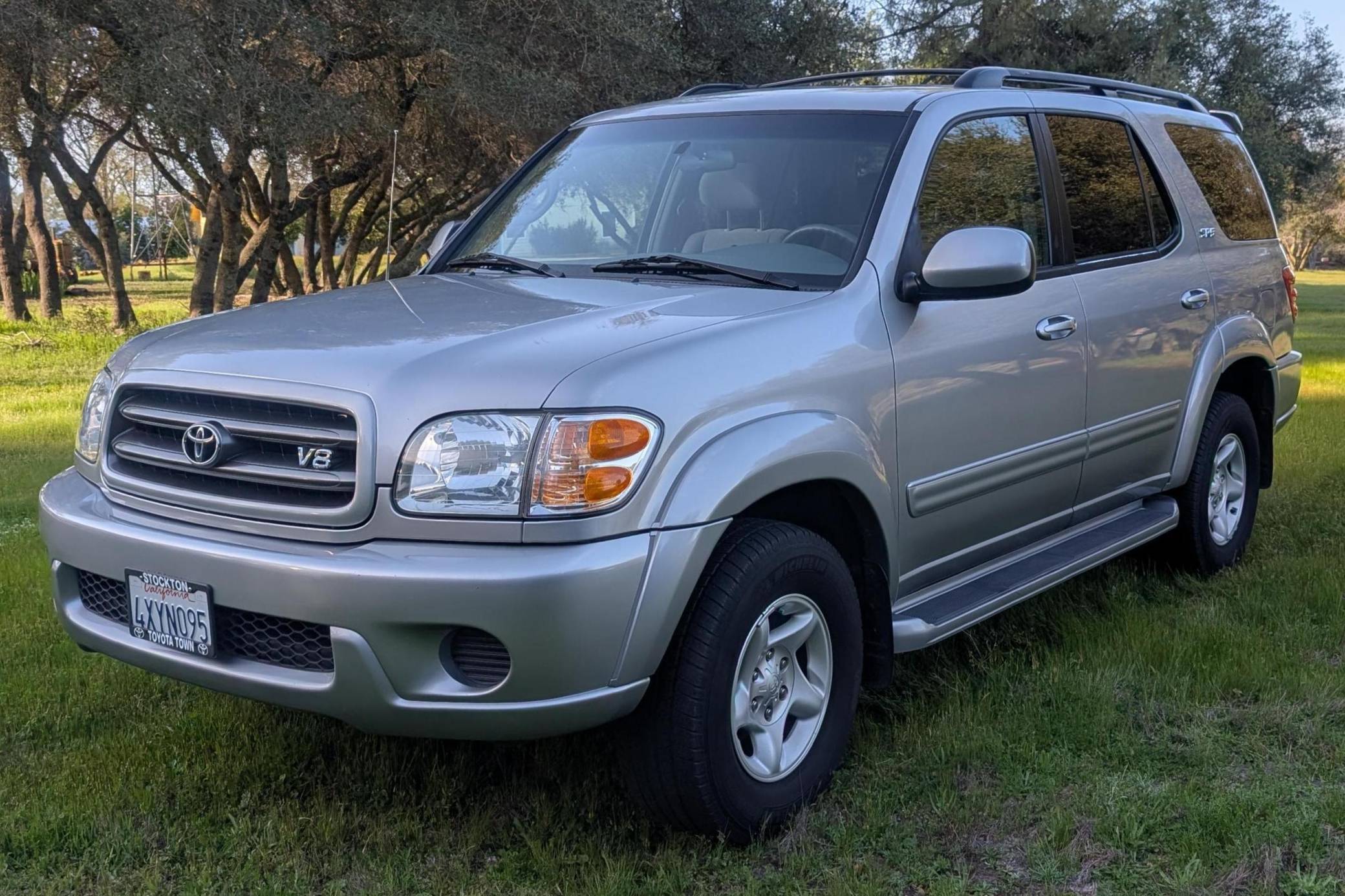 2002 Toyota Sequoia SR5 VIN: 5TDZT34A02S113417 for Sale 2002 Toyota Sequoia SR5 VIN: 5TDZT34A02S113417 for Sale
