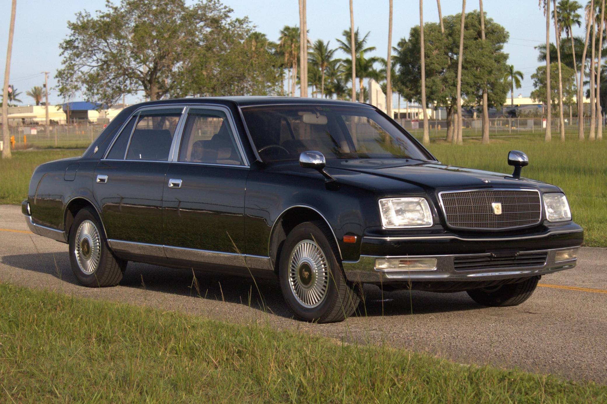 1997 Toyota Century VIN: GZG5000013145 for Sale - Cars & Bids