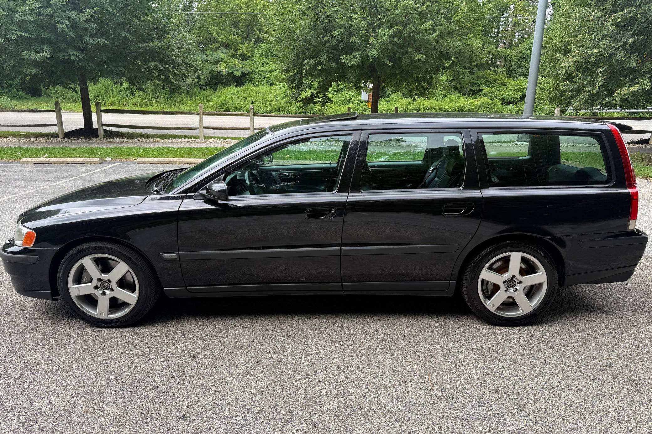 2004 Volvo V70