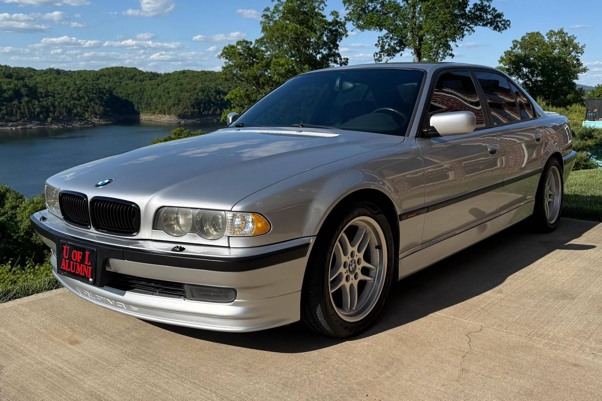 2000 BMW 7 Series