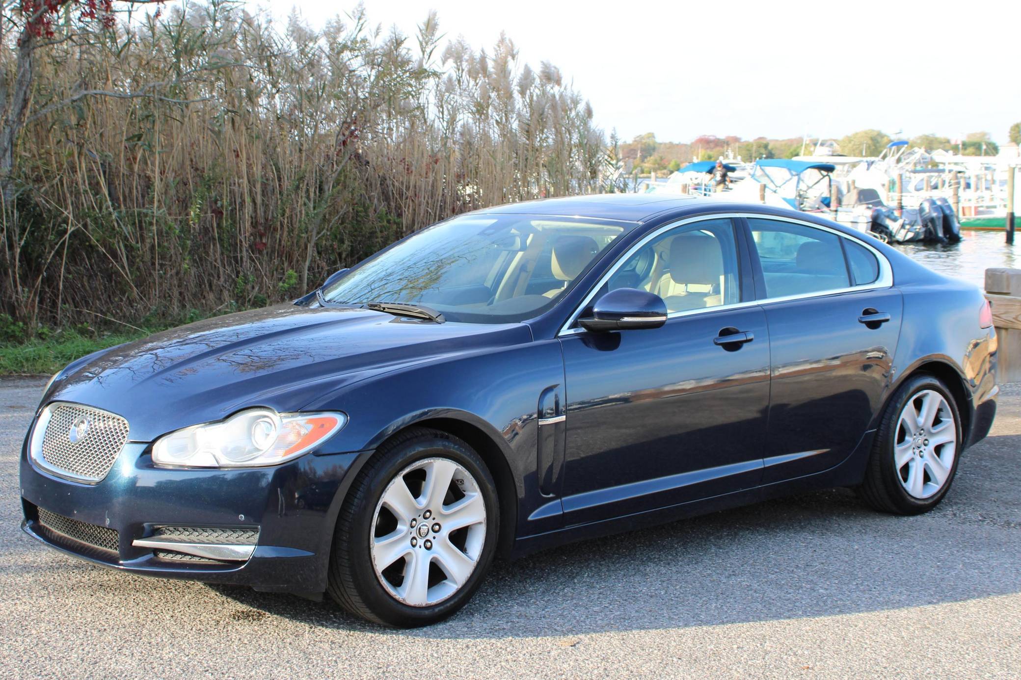 2010 Jaguar XF VIN: SAJWA0FA8AHR54149 for Sale - Cars & Bids