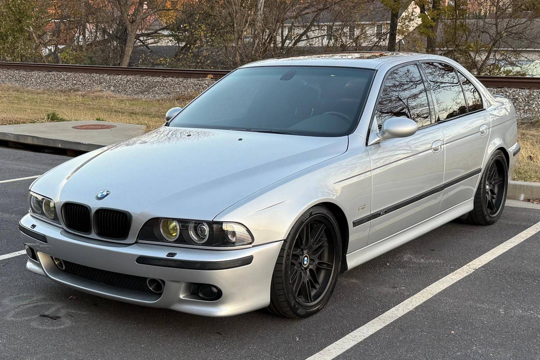 2000 BMW M5