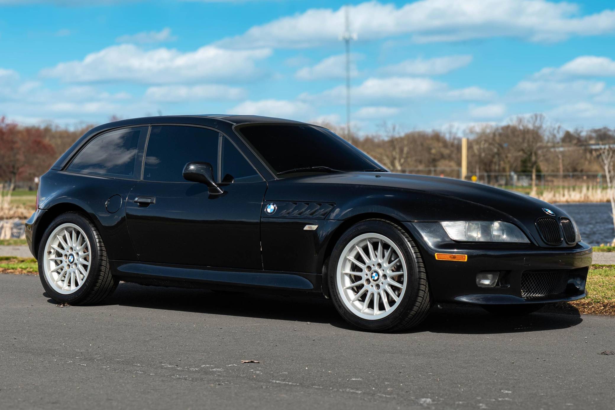 2001 BMW Z3 3.0i Coupe VIN: WBACK73421LM13016 for Sale - Cars & Bids