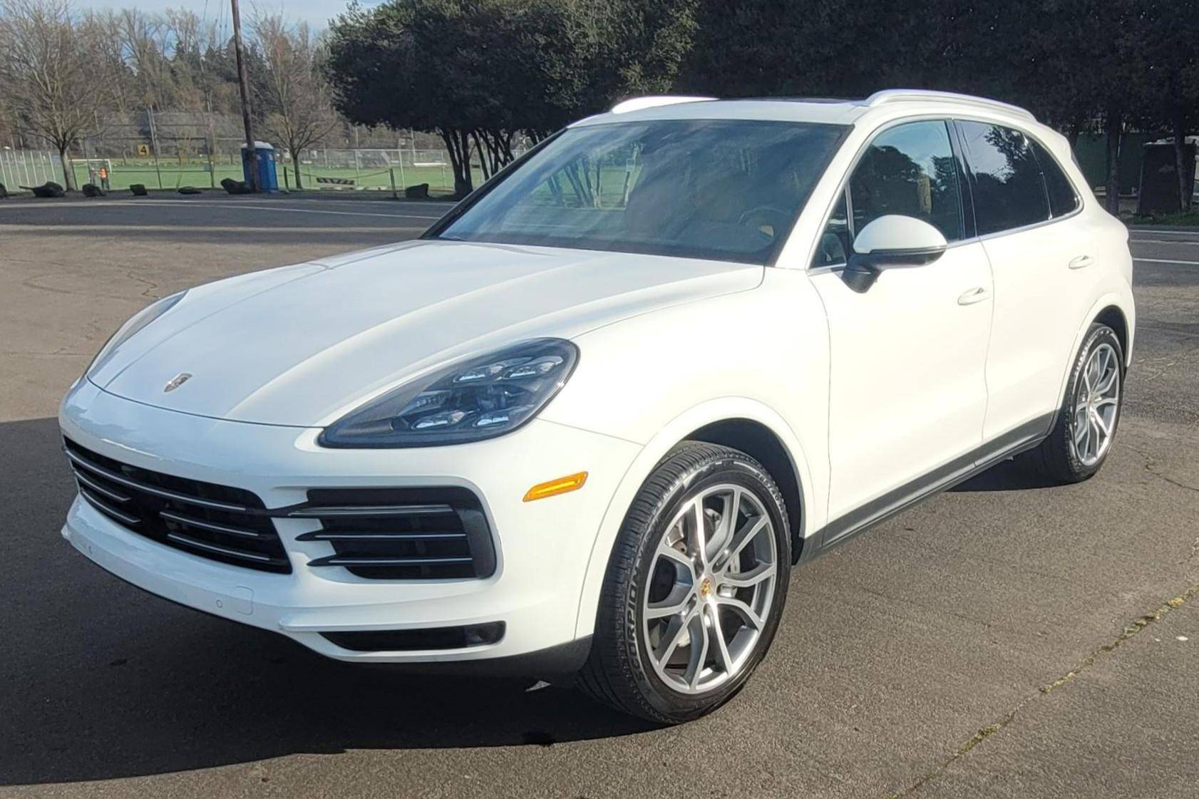 2021 Porsche Cayenne — market value and price history