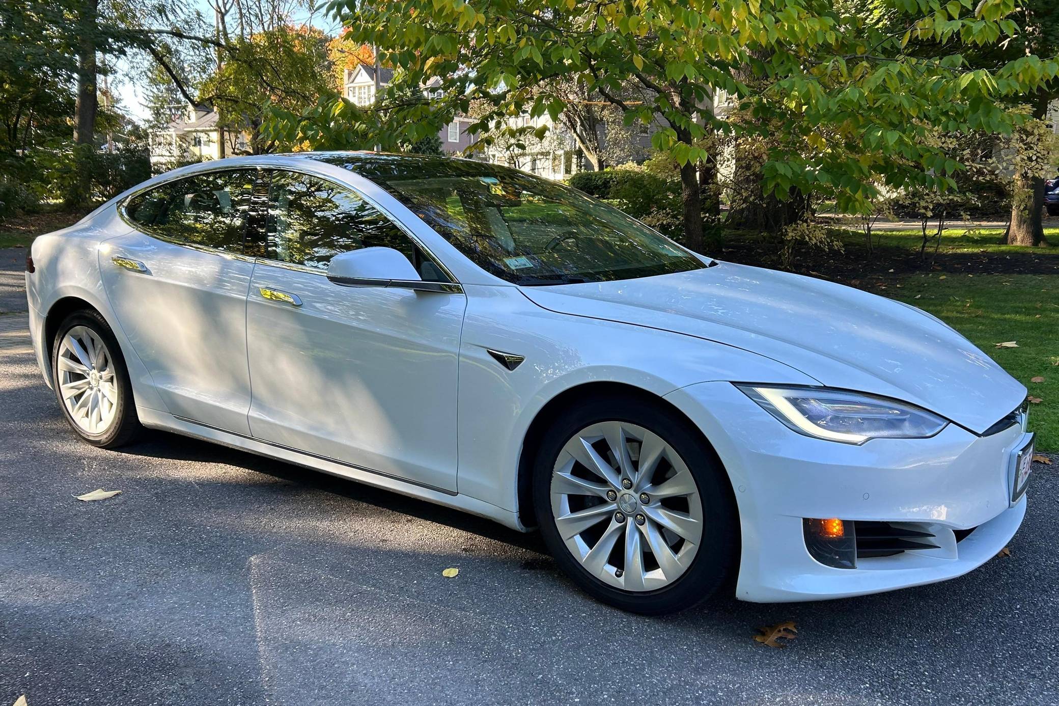 2017 Tesla Model S 75D VIN 5YJSA1E27HF202045 for Sale Cars & Bids