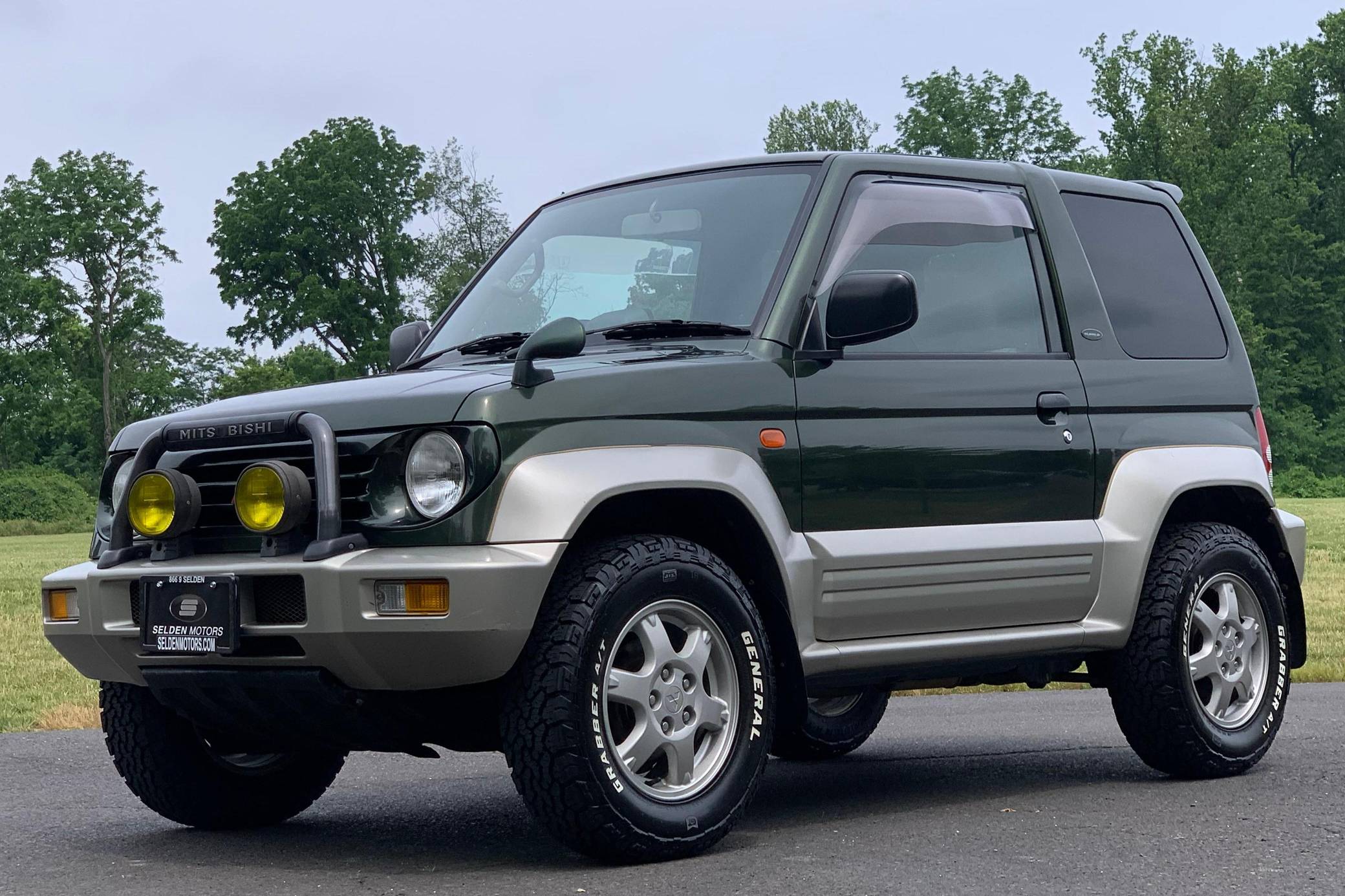 1997 Mitsubishi Pajero Junior ZR-II 4x4