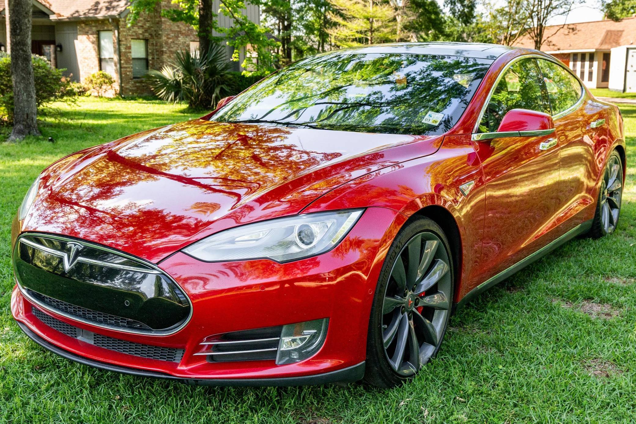 2015 Tesla Model S P90D VIN: 5YJSA1E44FF113984 for Sale - Cars & Bids