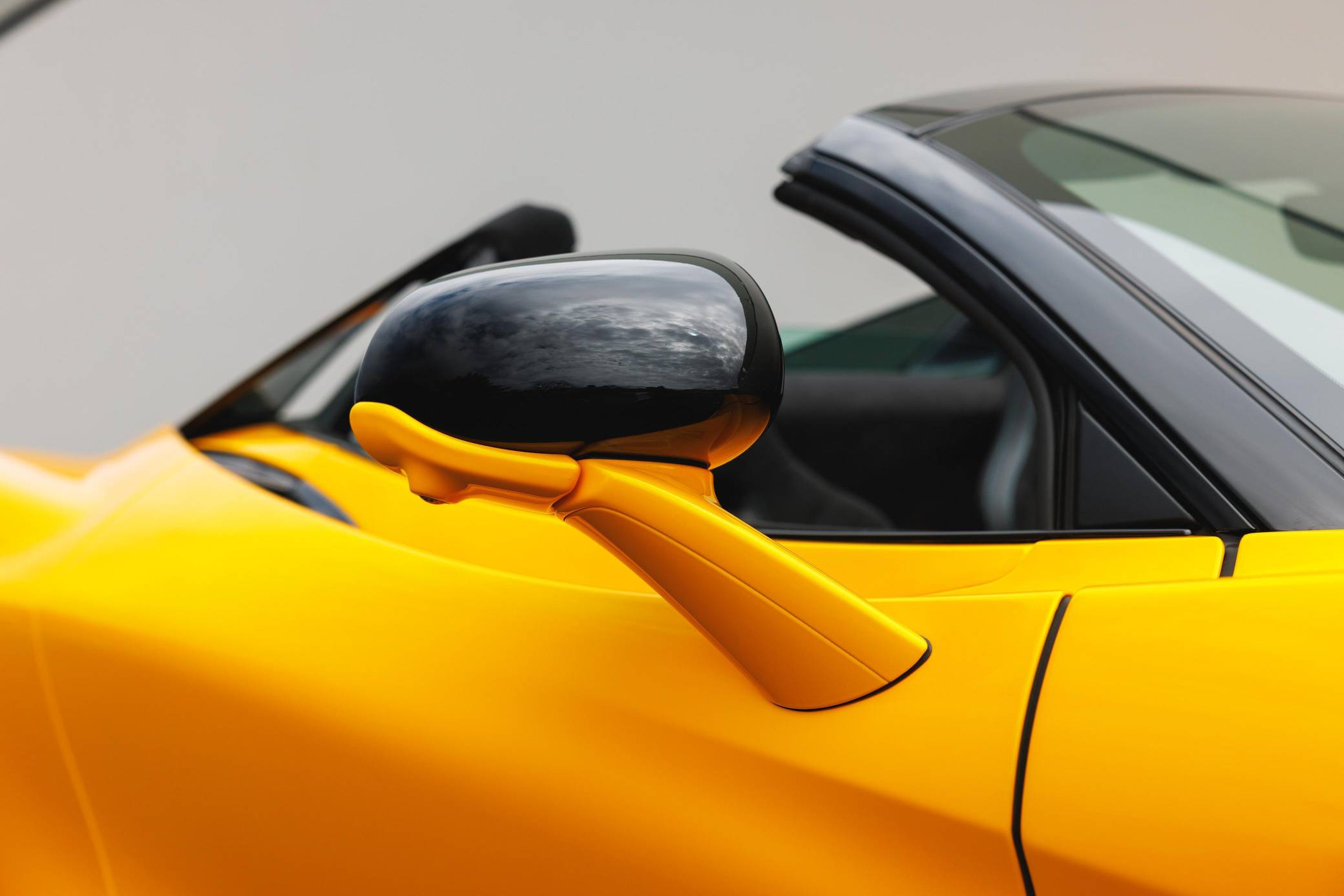 2024 McLaren 750S Spider photo 48