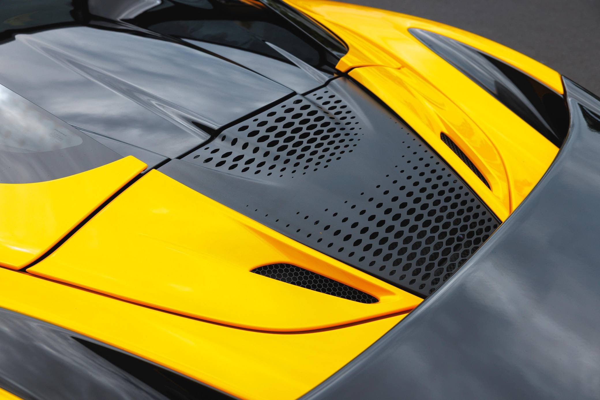 2024 McLaren 750S Spider photo 35