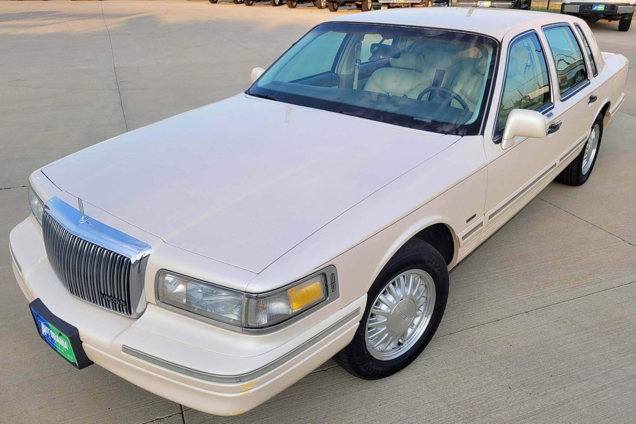 1997 Lincoln Town Car Cartier VIN: 1LNLM83W4VY645710 for Sale - Cars & Bids