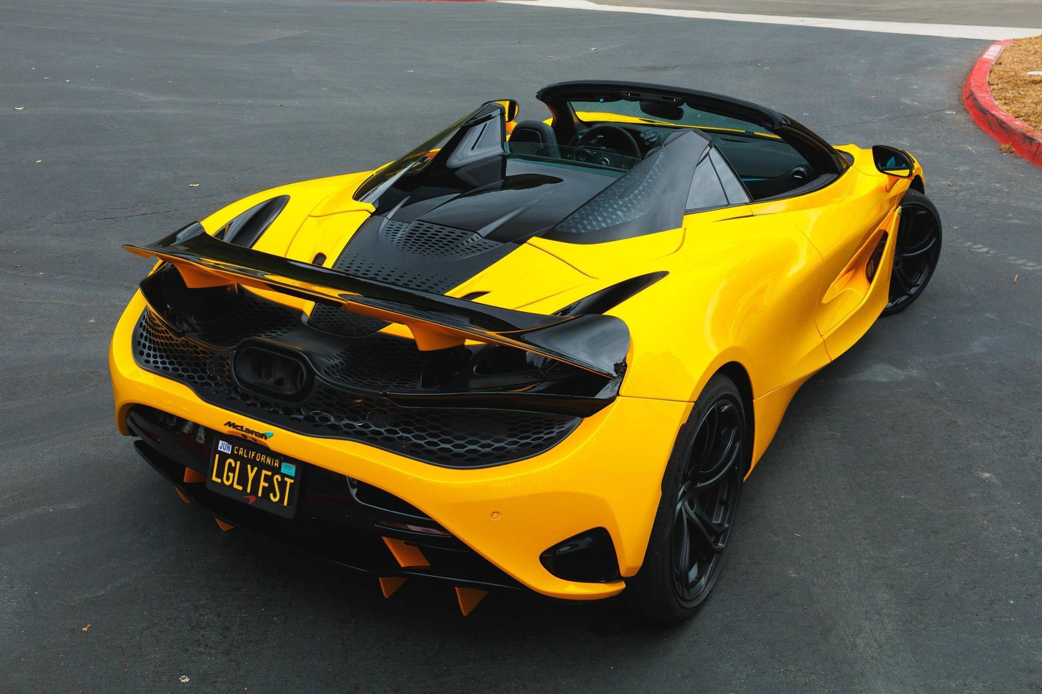 2024 McLaren 750S Spider photo 4