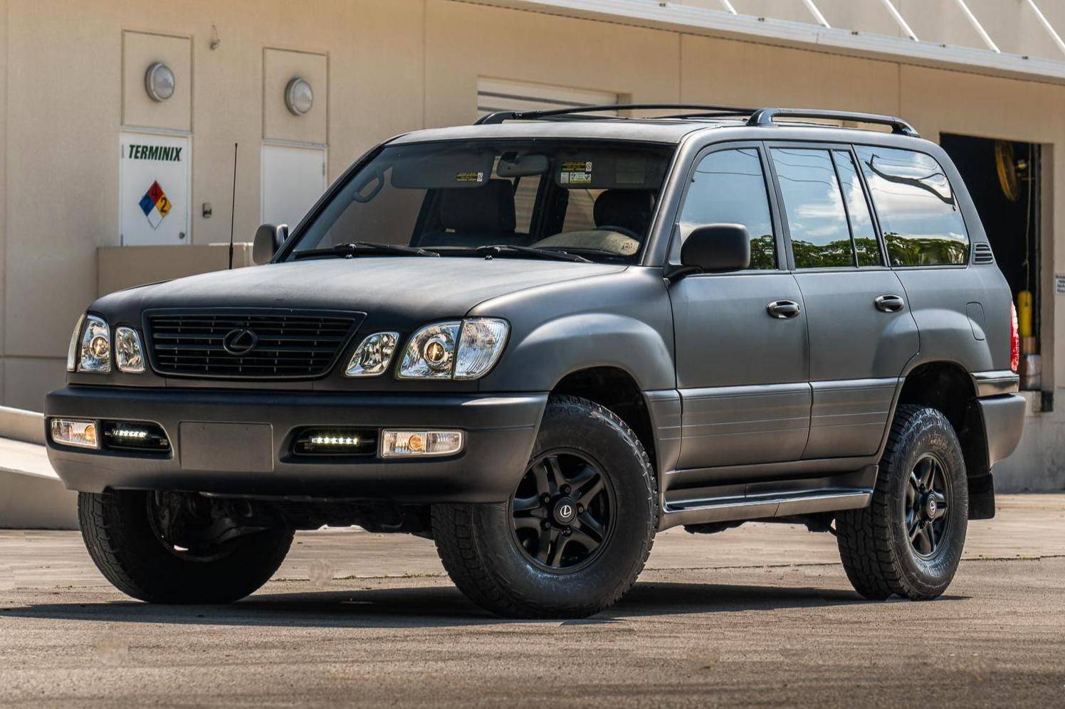 2000 Lexus LX 470 for Sale - Cars & Bids