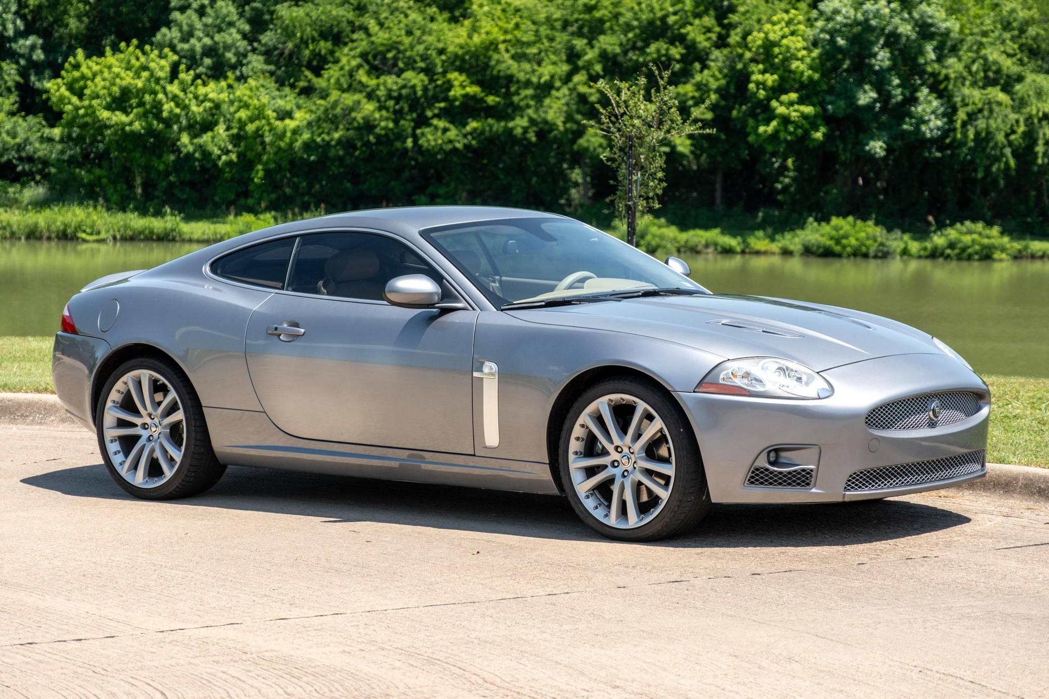 2008 Jaguar XKR
