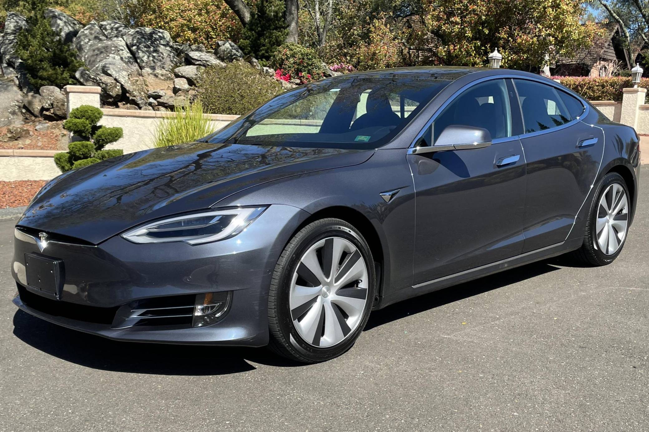 Model s deals long range plus