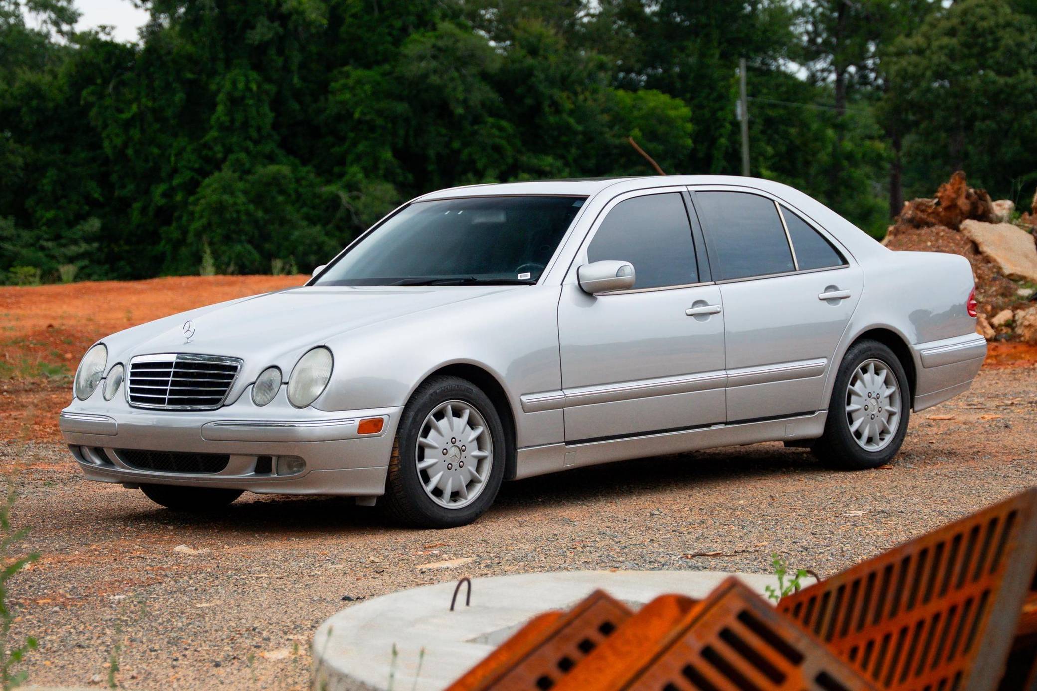 2001 メルセデスベンツ　E320 2001 Mercedes-Benz E320 Sedan VIN: WDBJF65J71B254980 for Sale