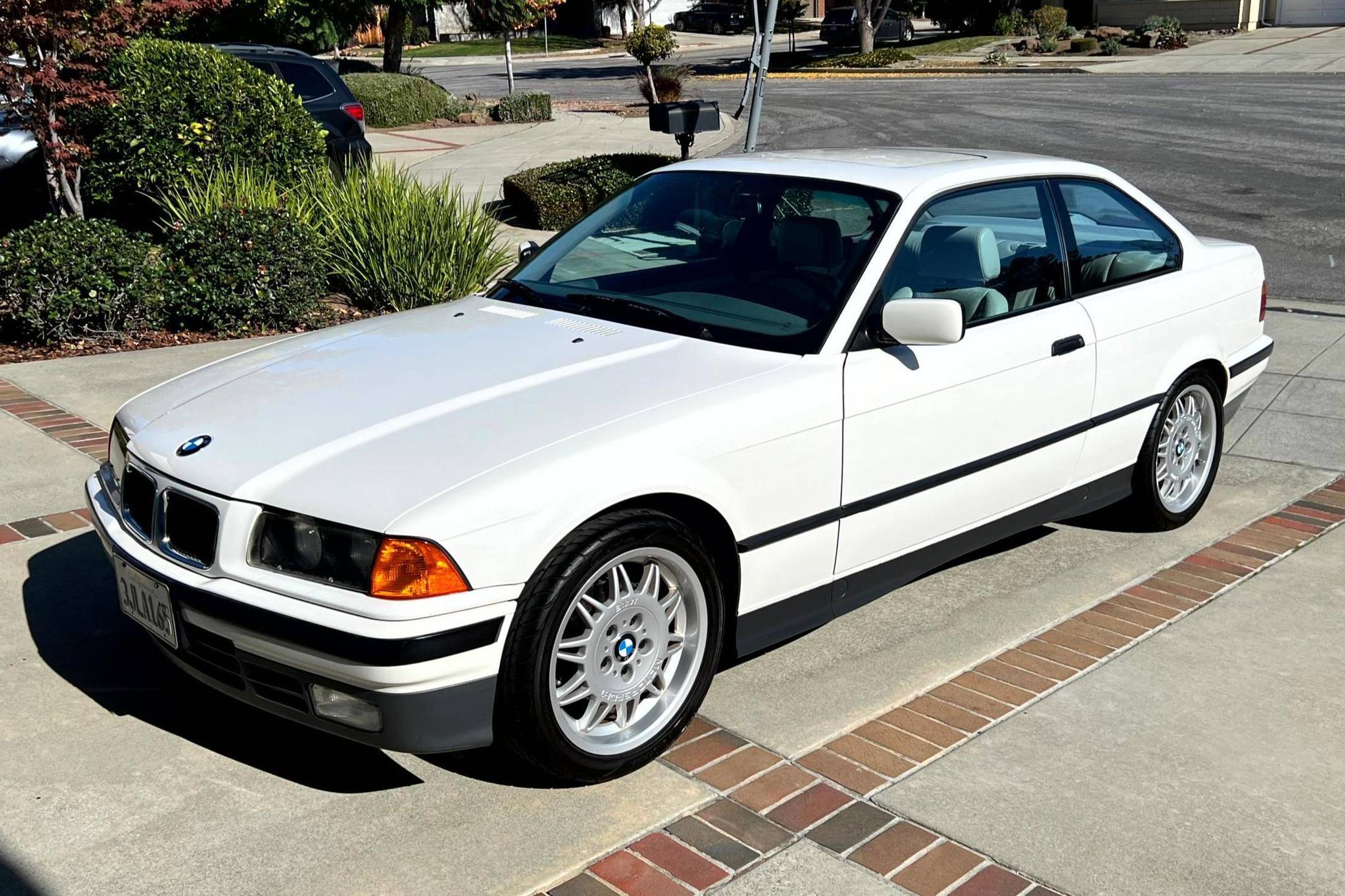 1993 BMW 3 Series