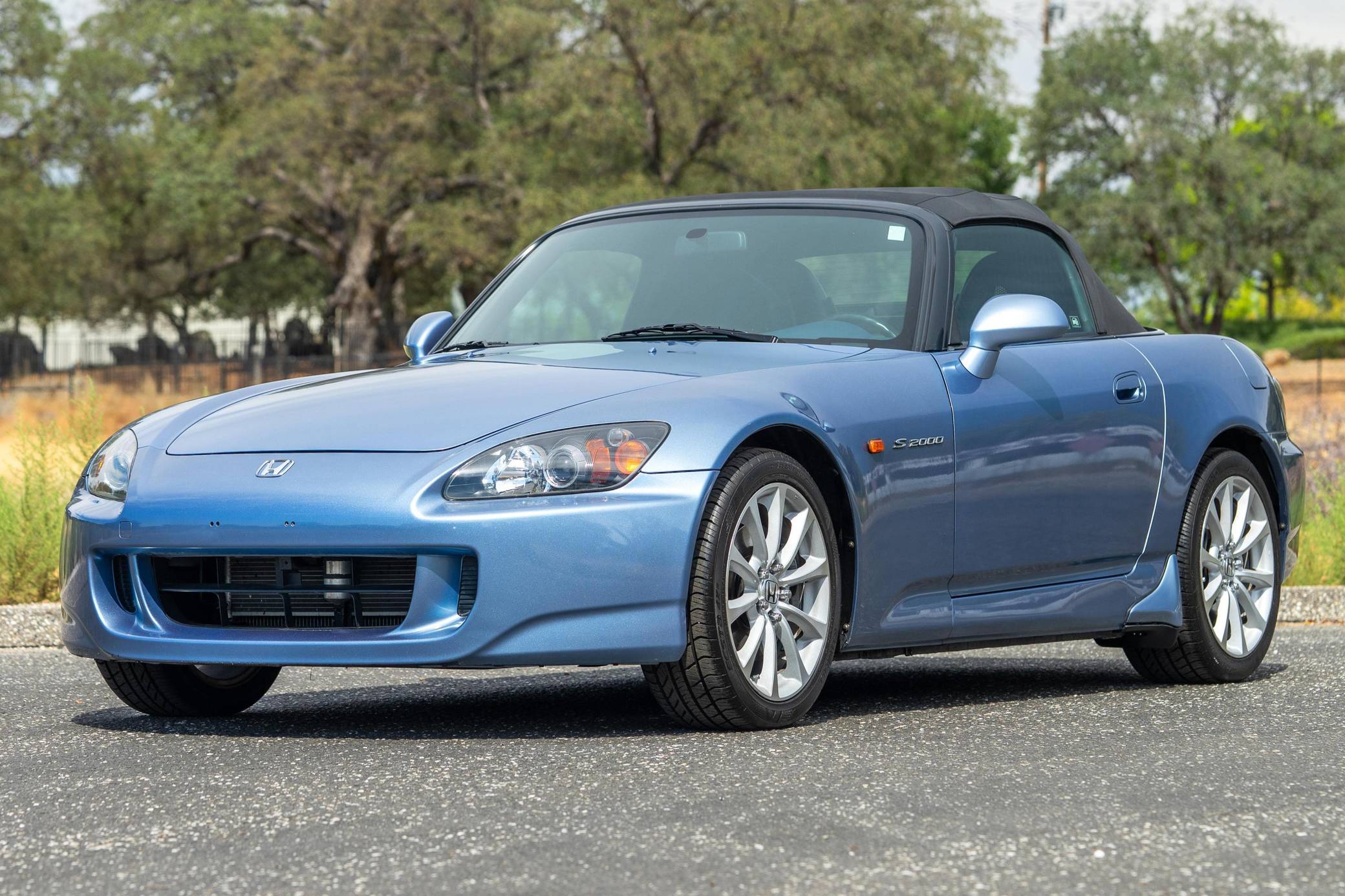 2005 Honda S2000 VIN: JHMAP21415S002766 for Sale - Cars & Bids