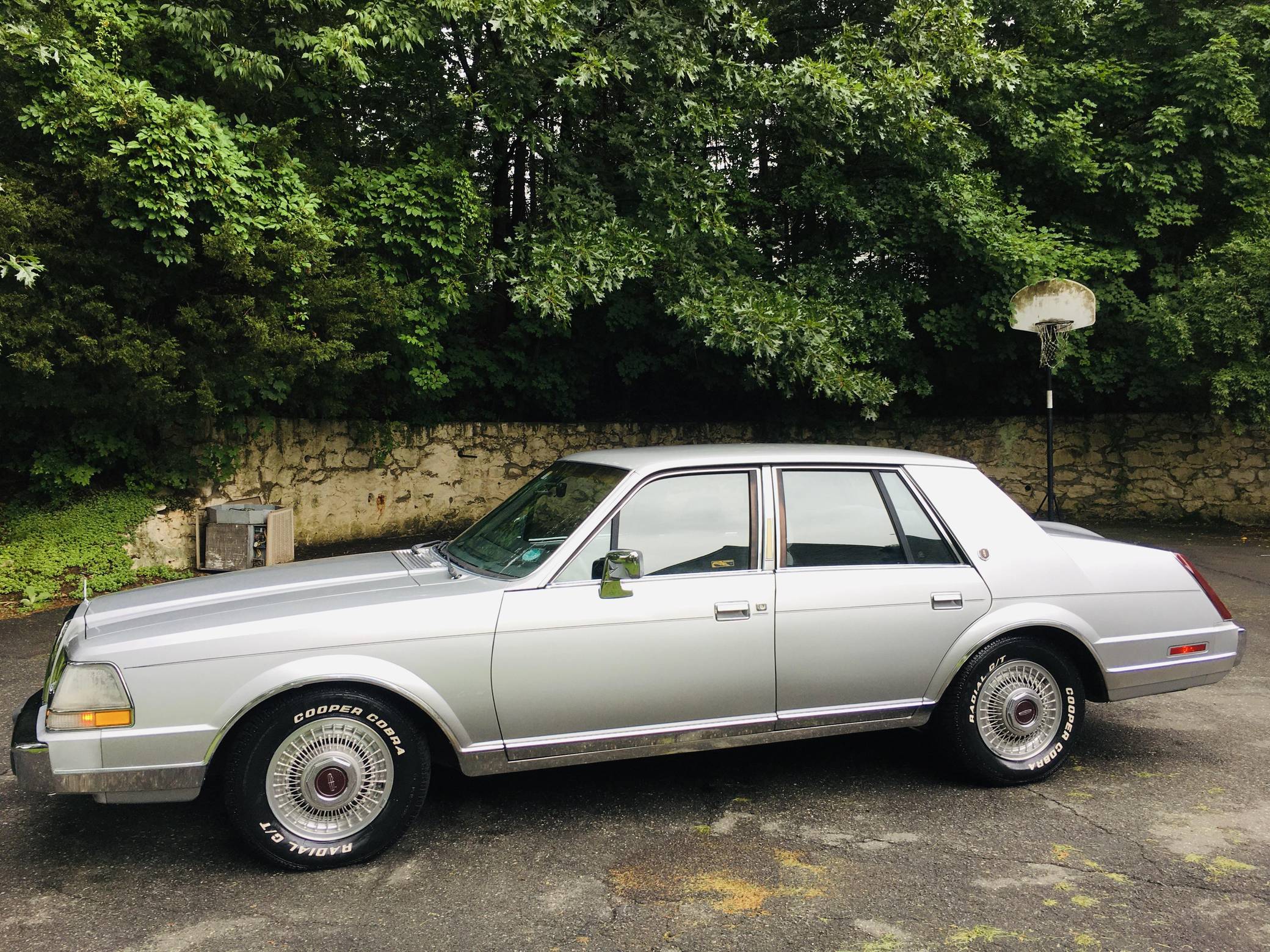 1987 Lincoln Continental 