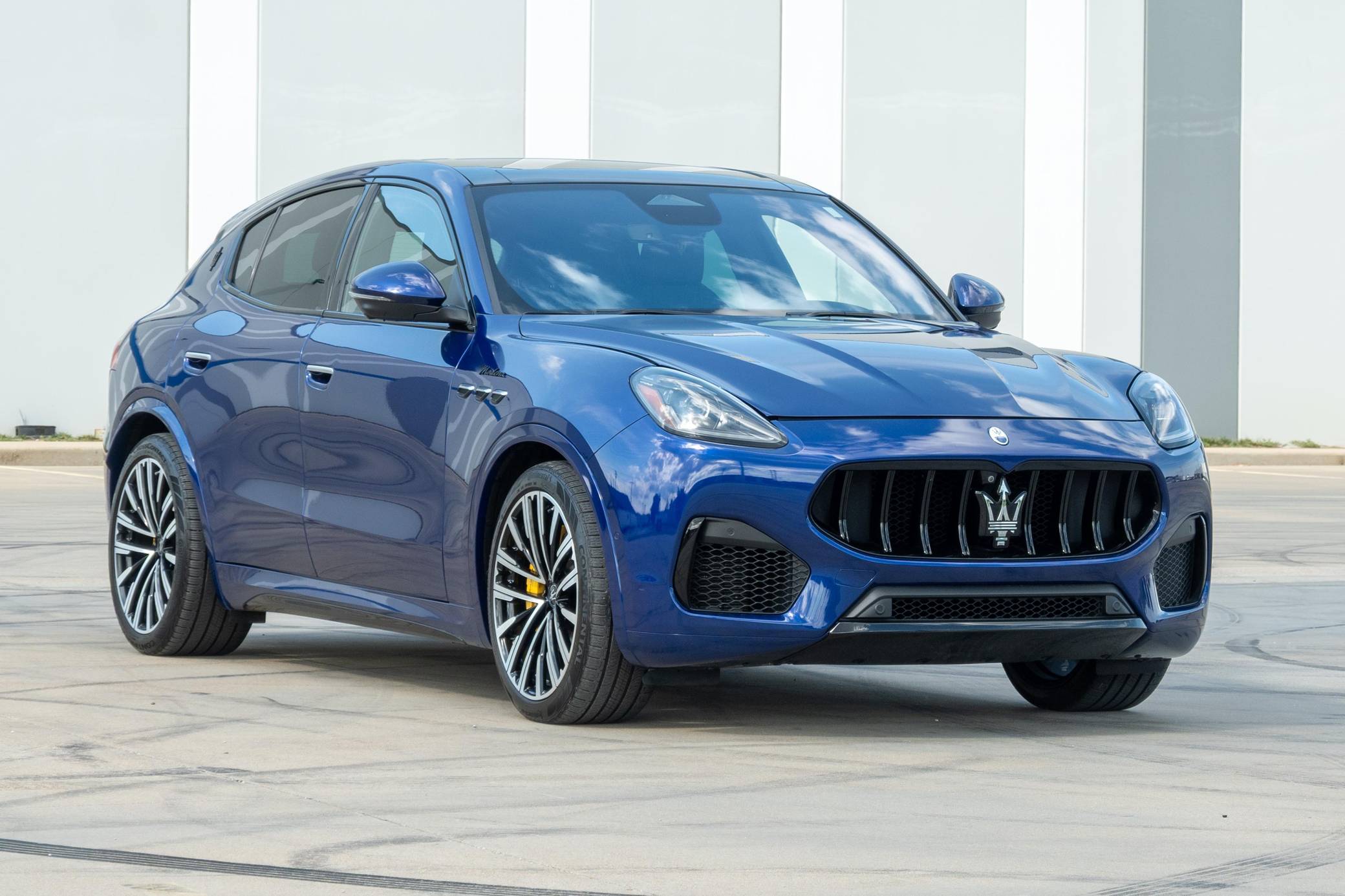 2023 Maserati Grecale Modena VIN: ZN682AVM5P7408962 for Sale