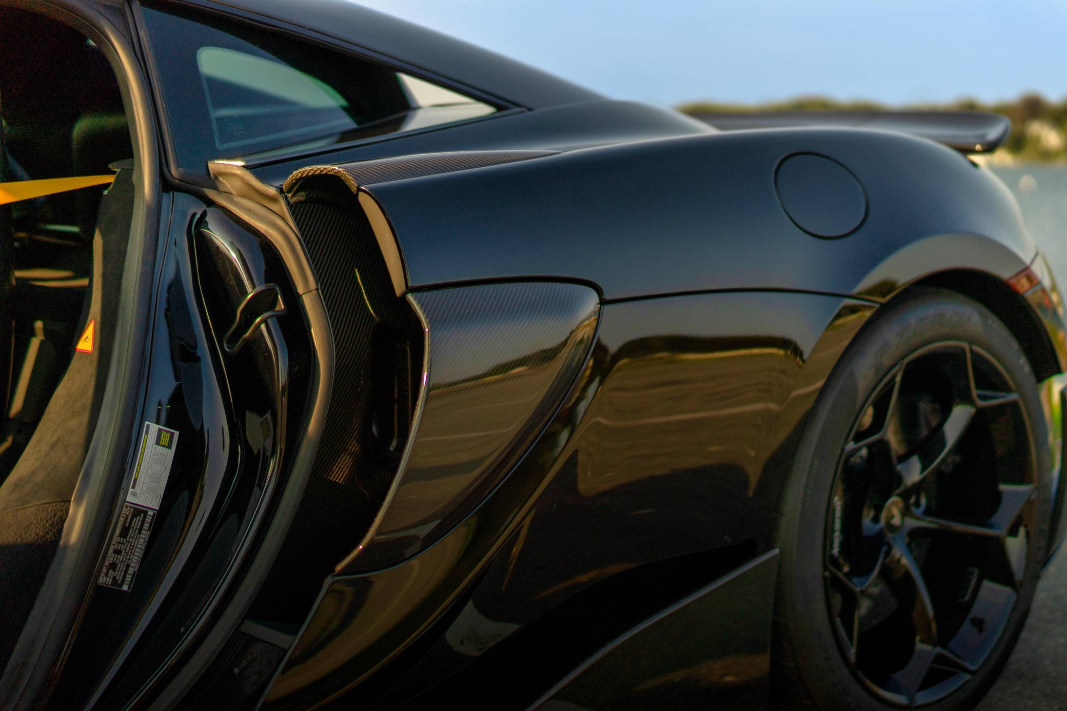 2019 McLaren 600LT photo 40