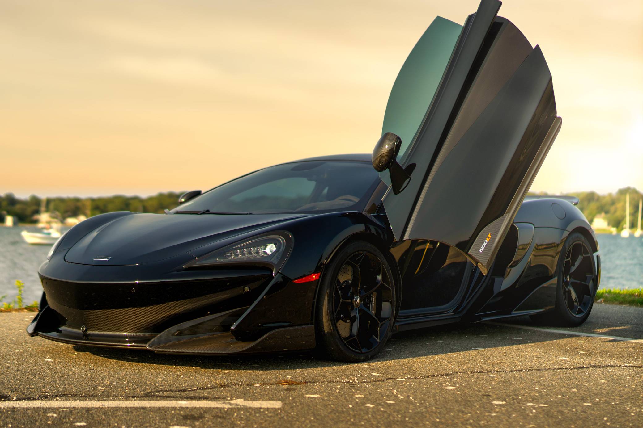 2019 McLaren 600LT photo 29