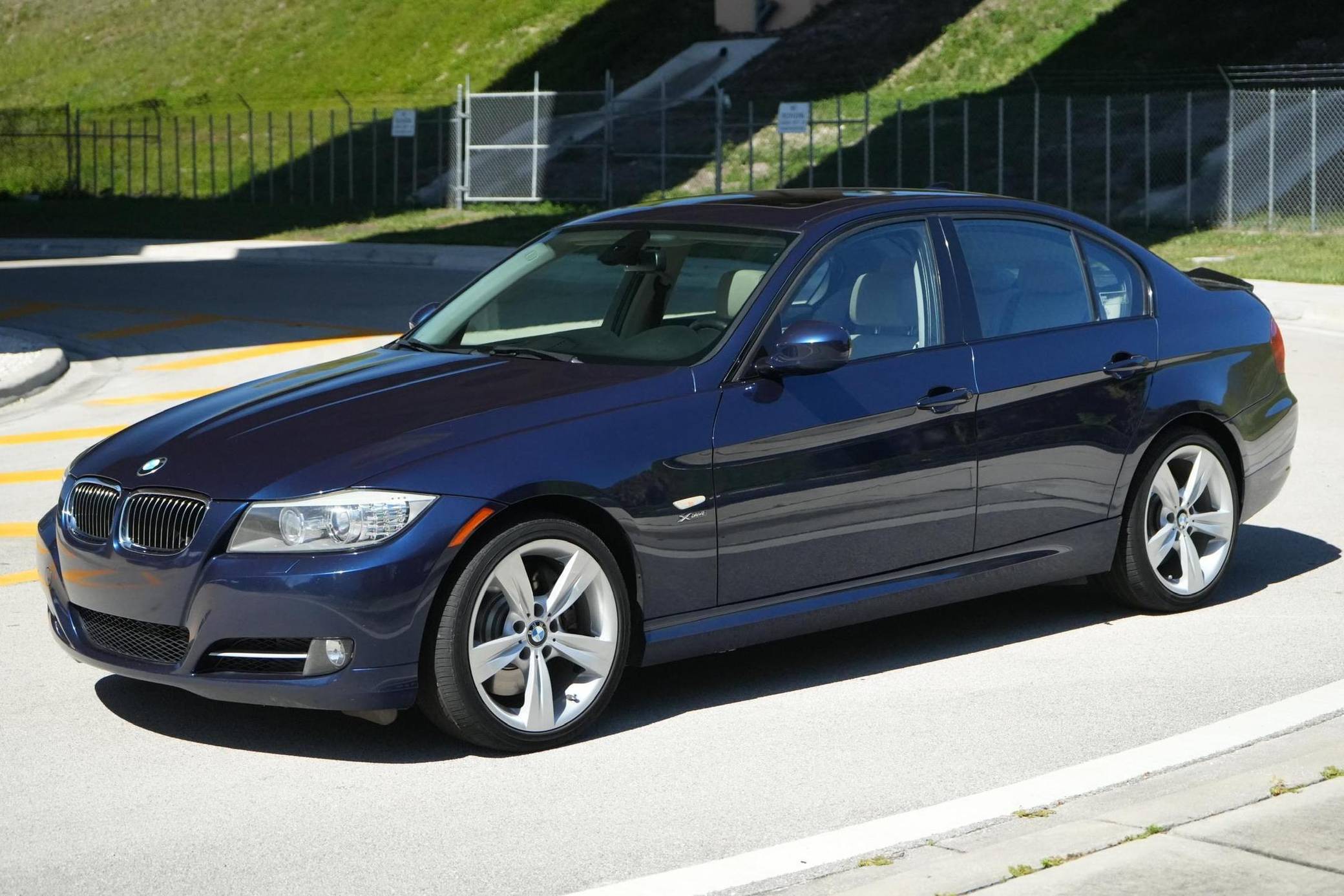 2011 BMW 3 Series