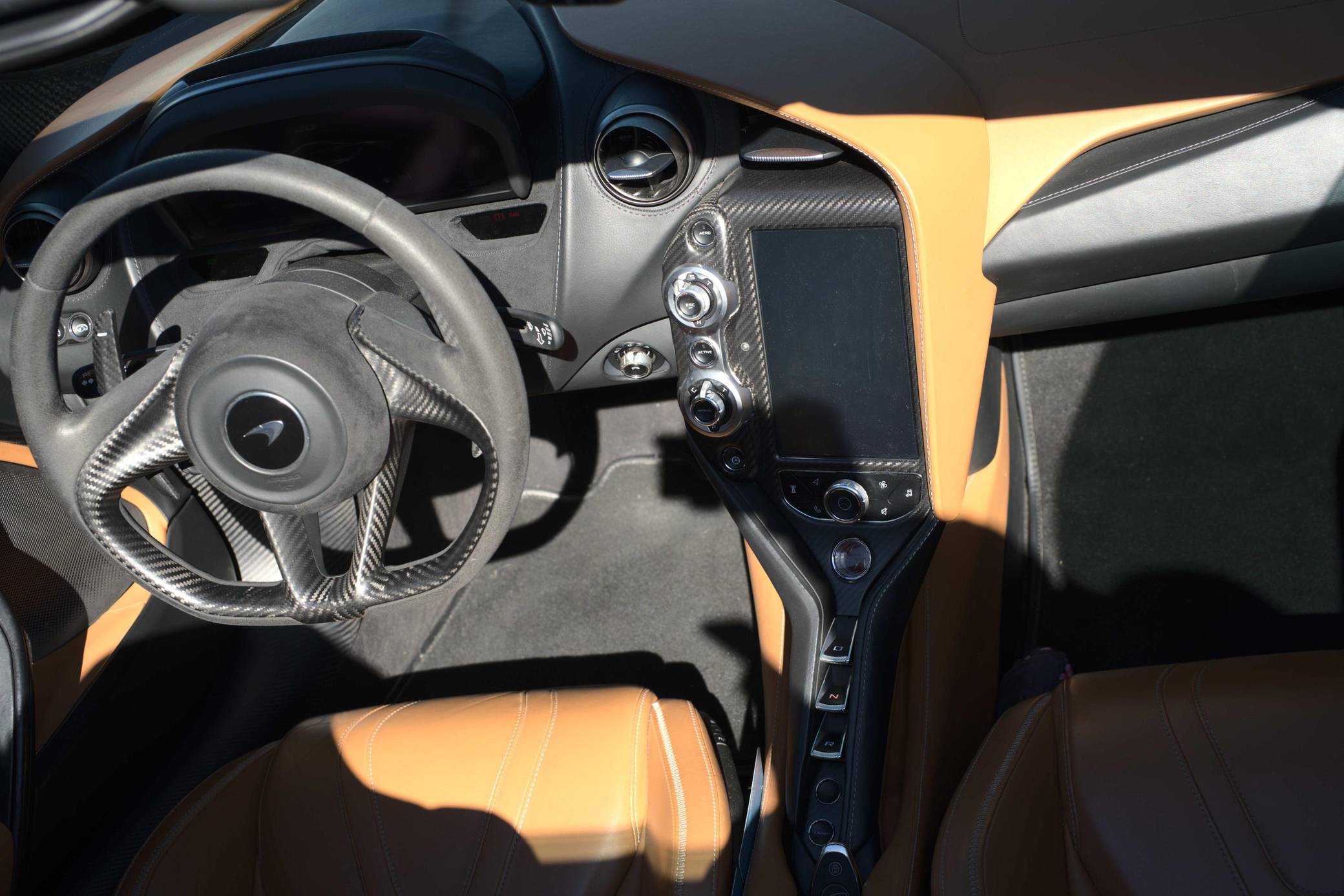 2019 McLaren 720S Spider Luxury photo 39