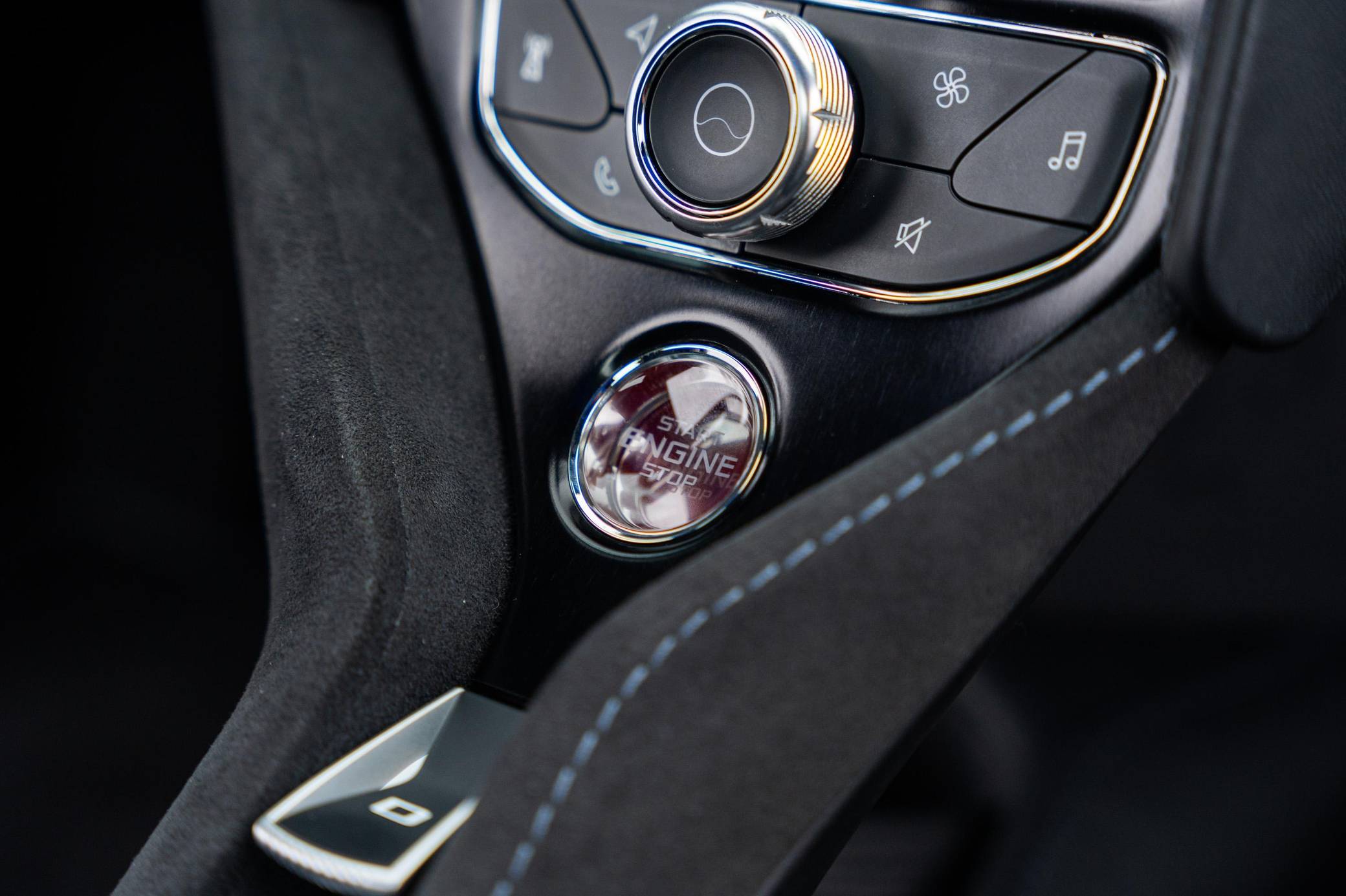 2020 McLaren 720S Spider Performance photo 75