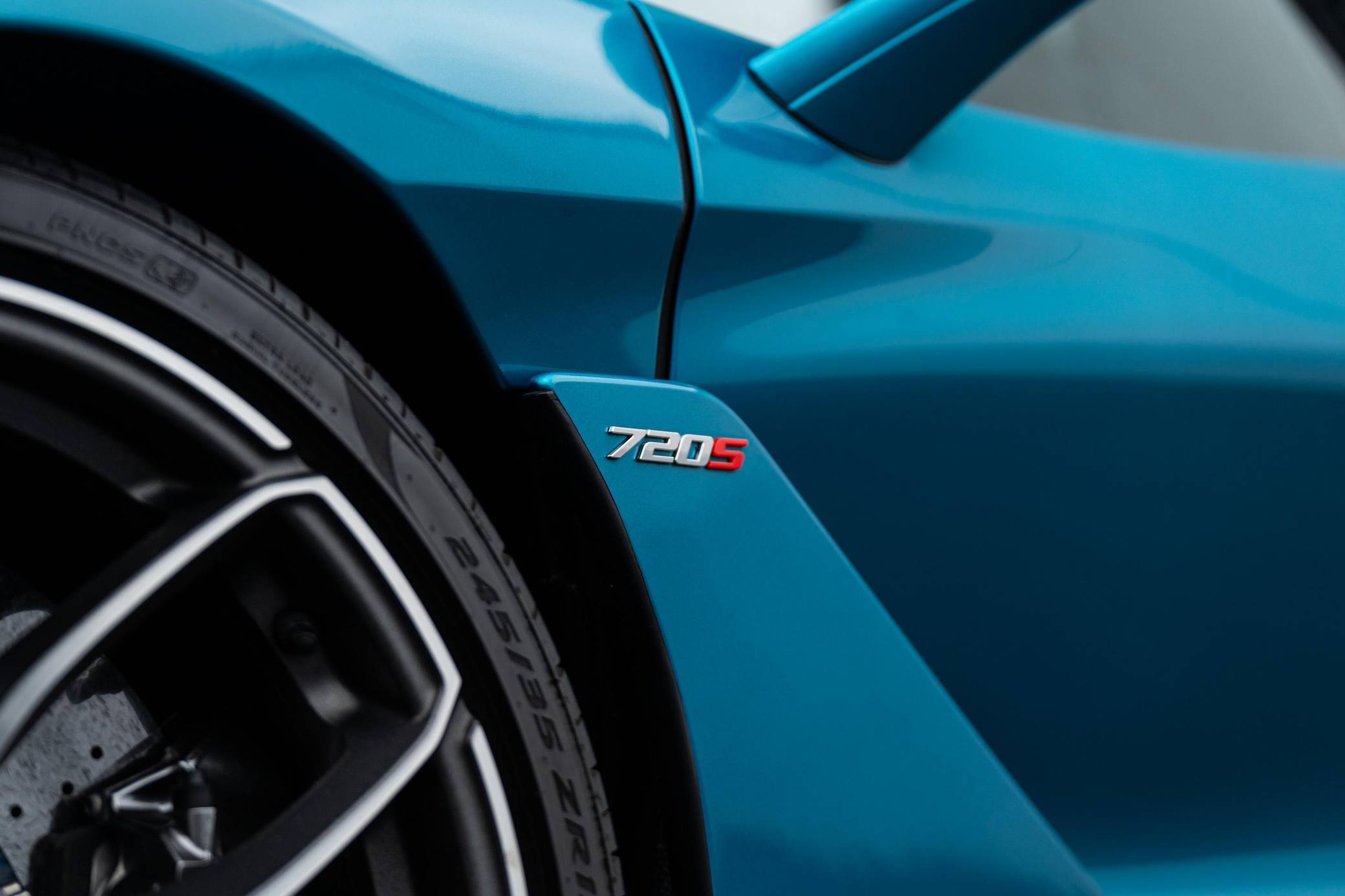 2020 McLaren 720S Spider Performance photo 25