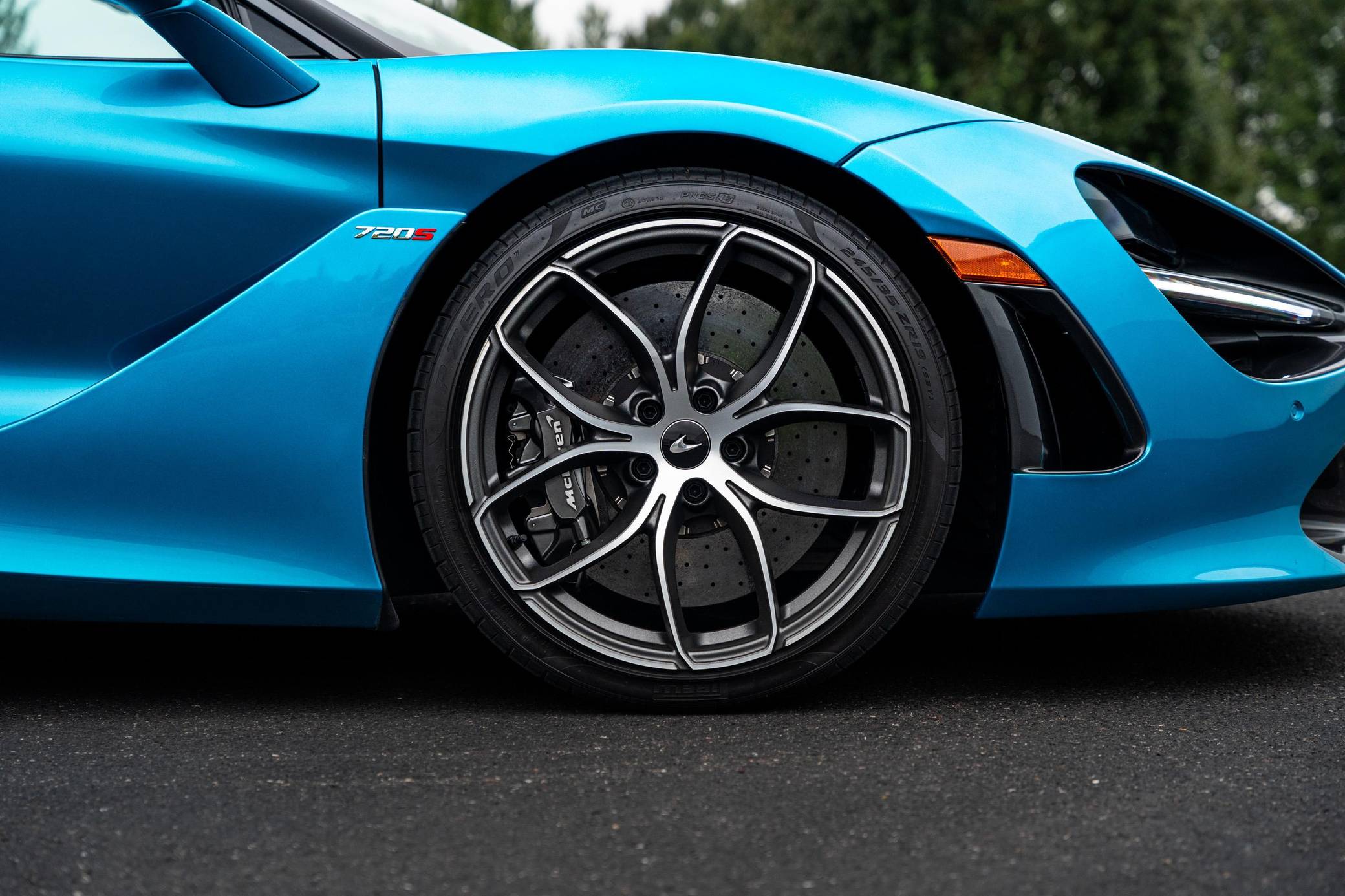 2020 McLaren 720S Spider Performance photo 45