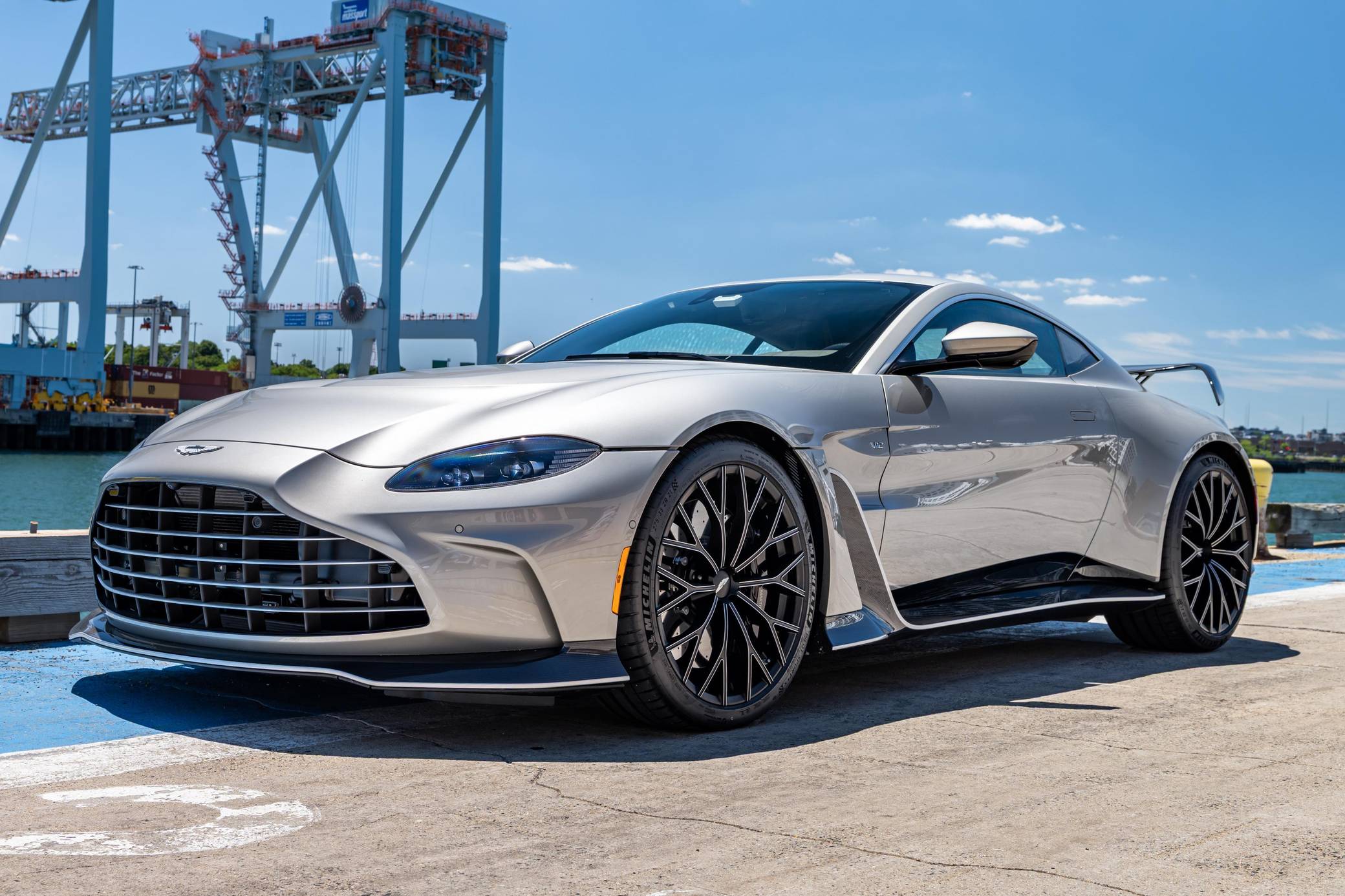 2023 Aston Martin Vantage