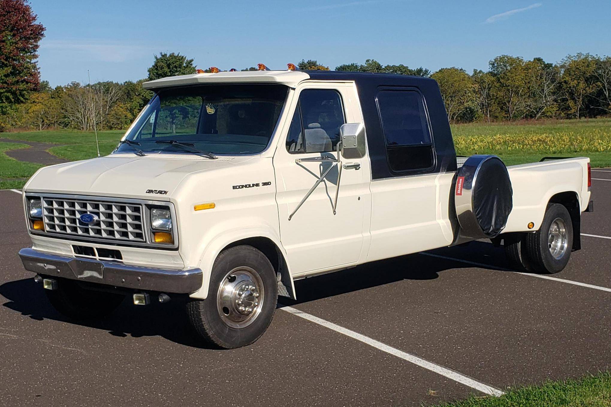 Ford econoline e 350 best sale v8 diesel