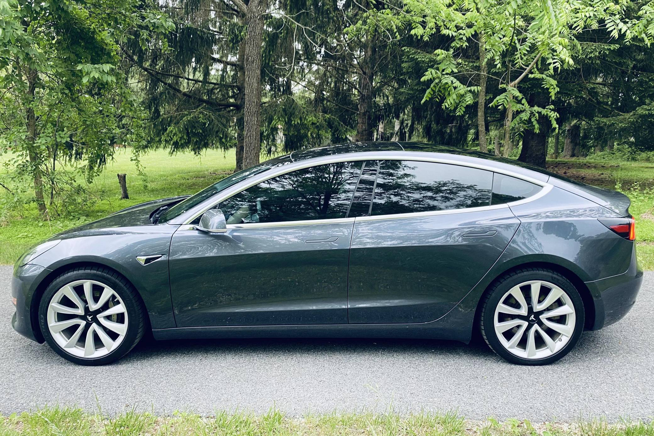 Proper Matte Conversion : Tesla Model 3