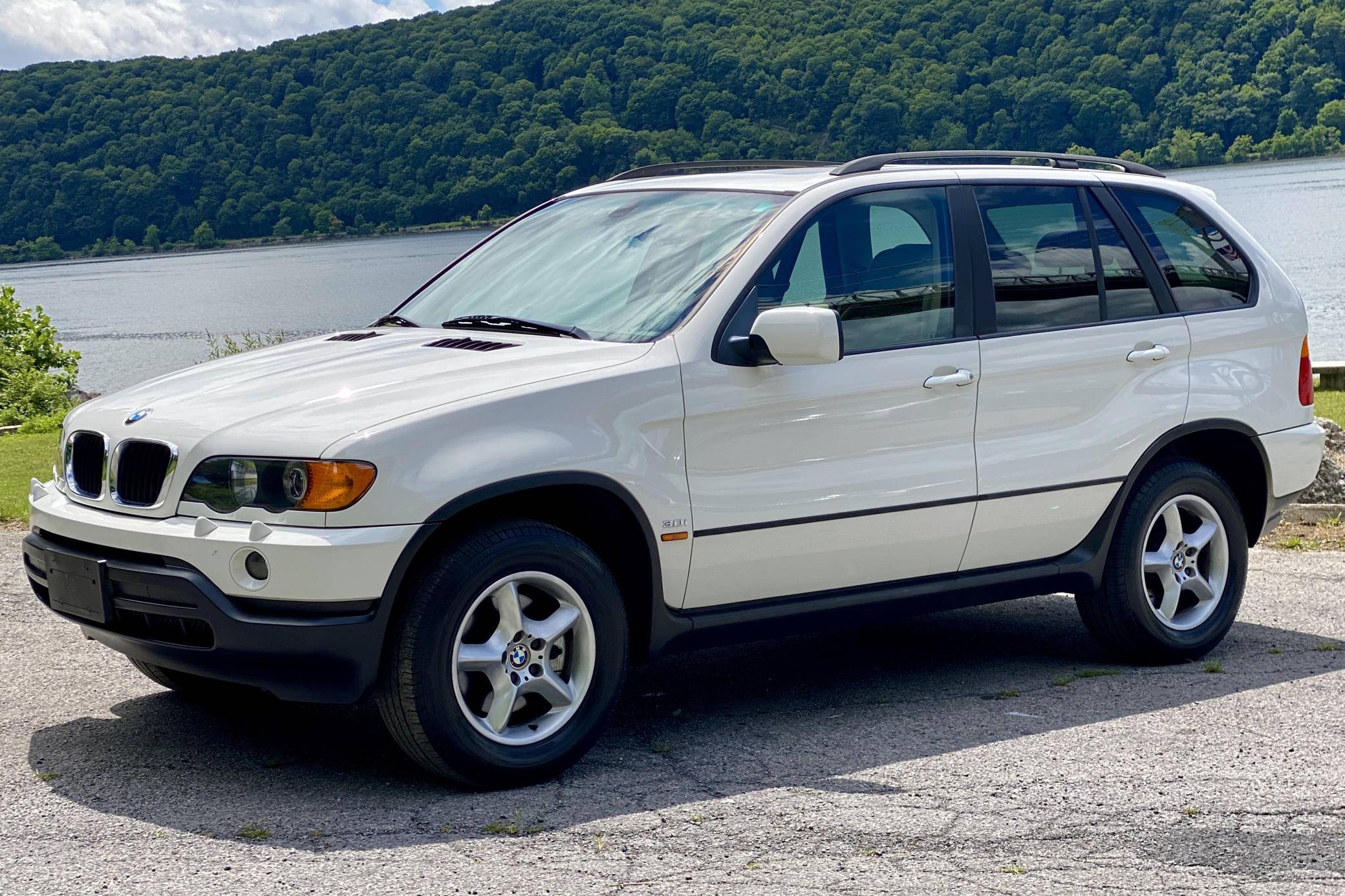 2003 BMW X5 3.0i