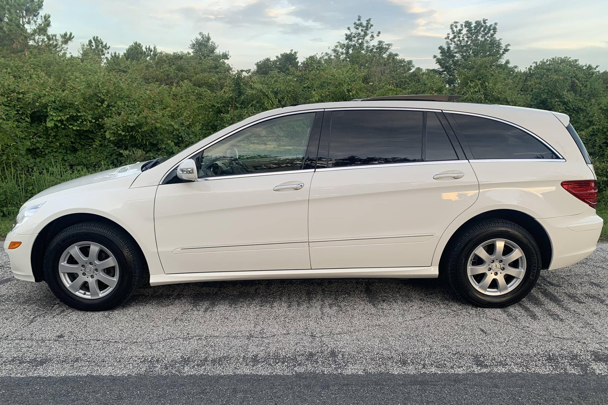 2007 Mercedes Benz R350 4Matic