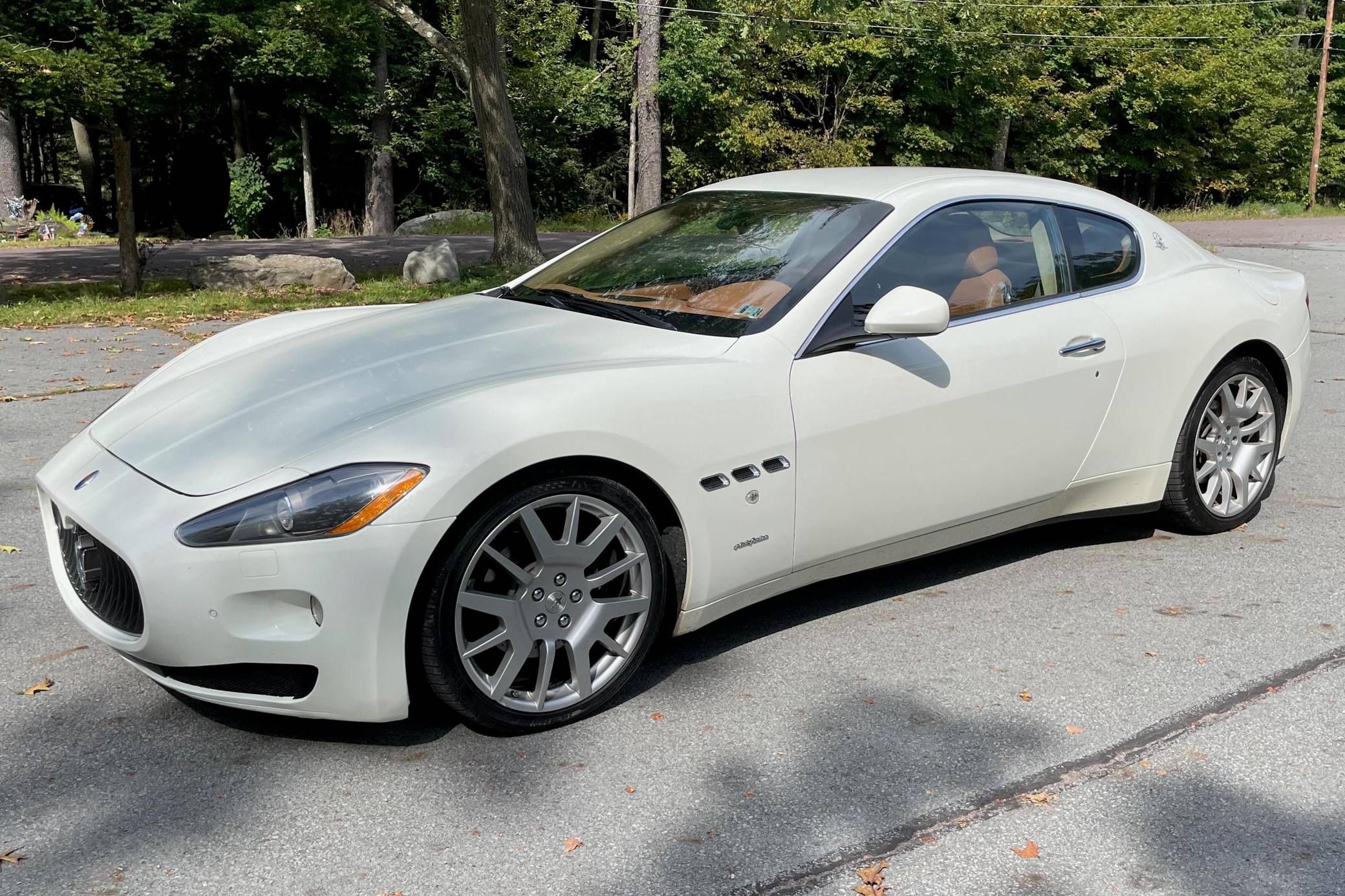定価19800円　Maserati ポロシャツ ホワイト 3 2009 Maserati GranTurismo for Sale - Cars & Bids