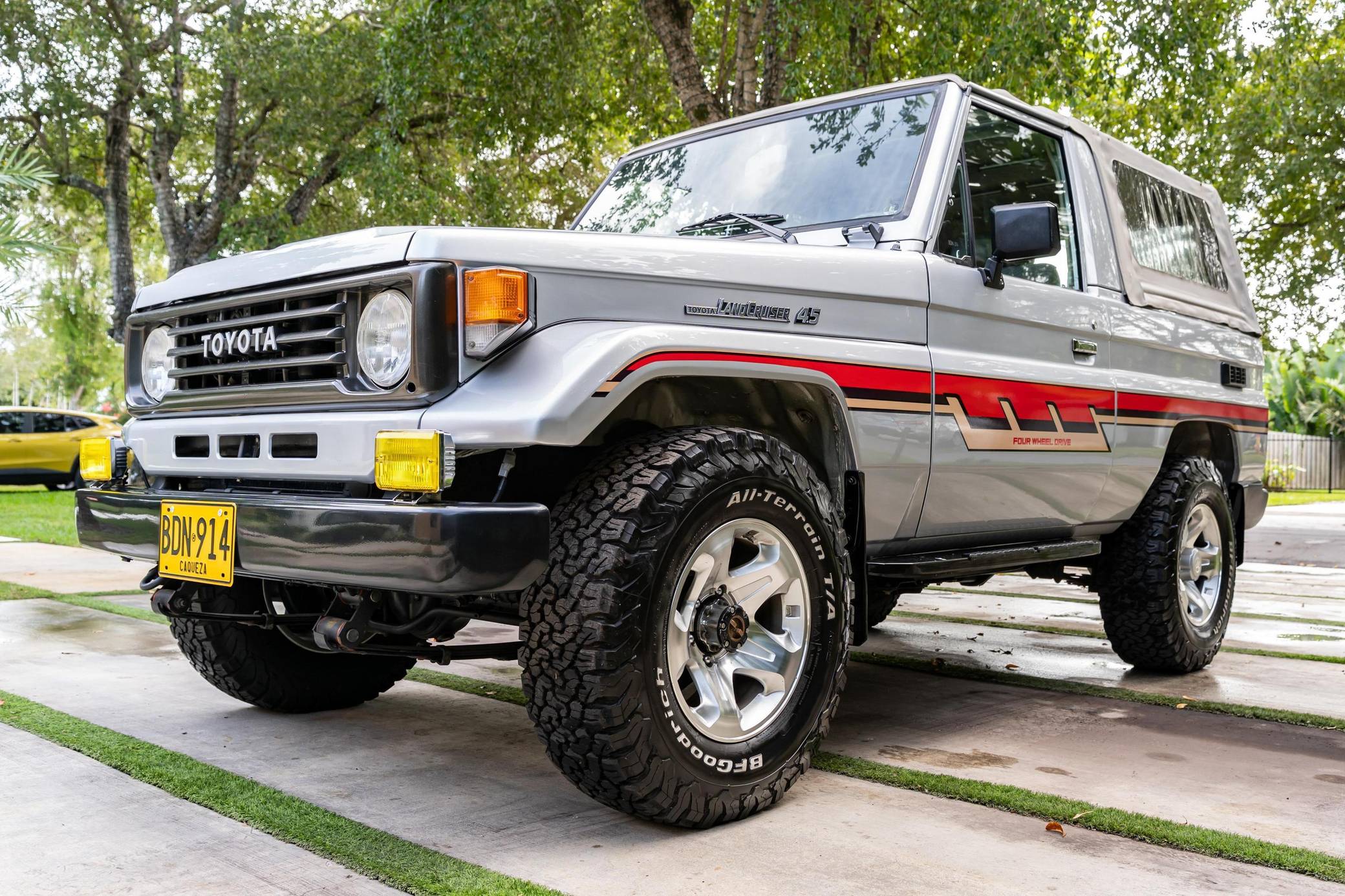 1993 Toyota Land Cruiser FZJ73 VIN: FZJ730002583 for Sale - Cars