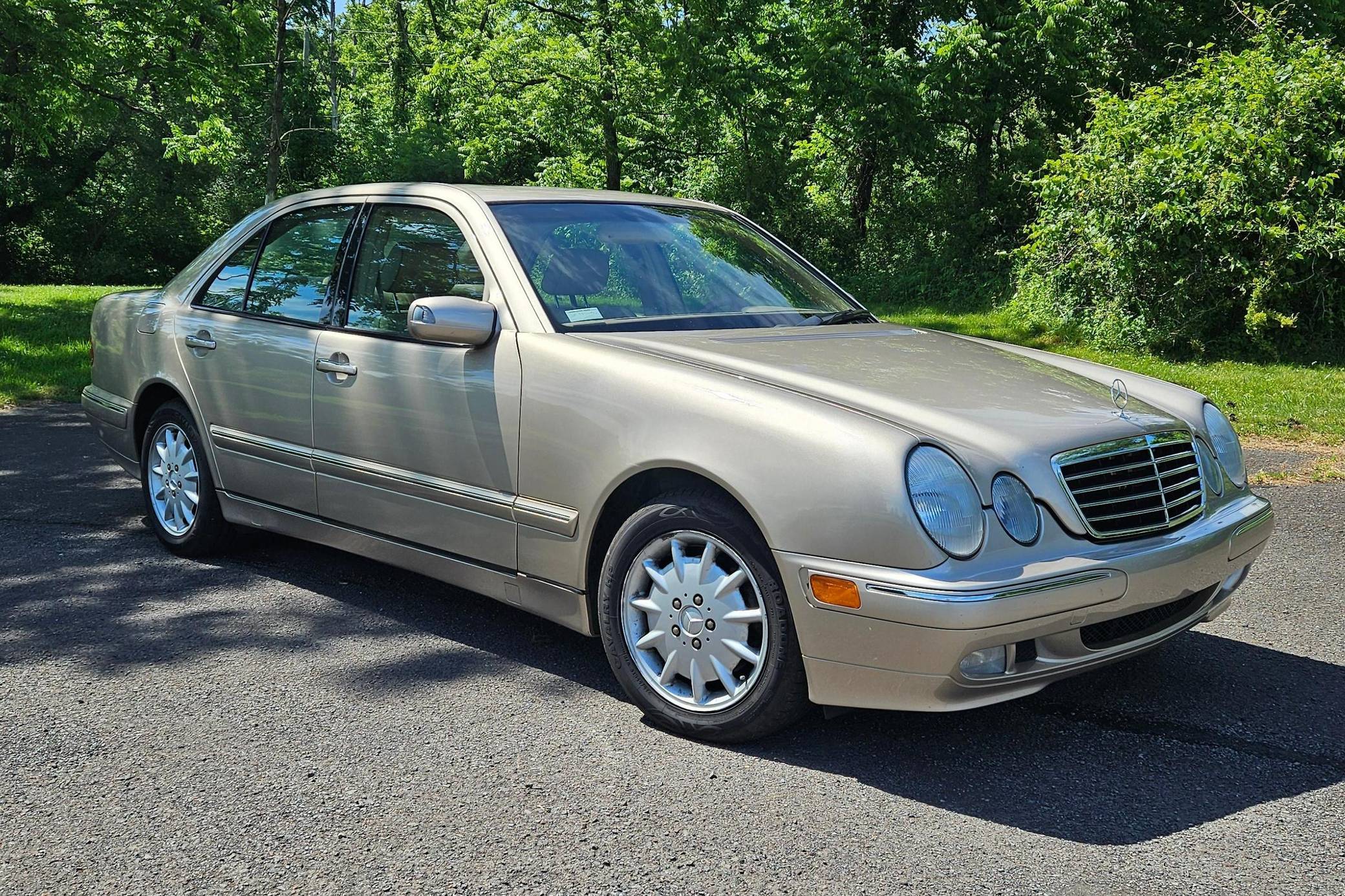 2000 Mercedes-Benz E-Class