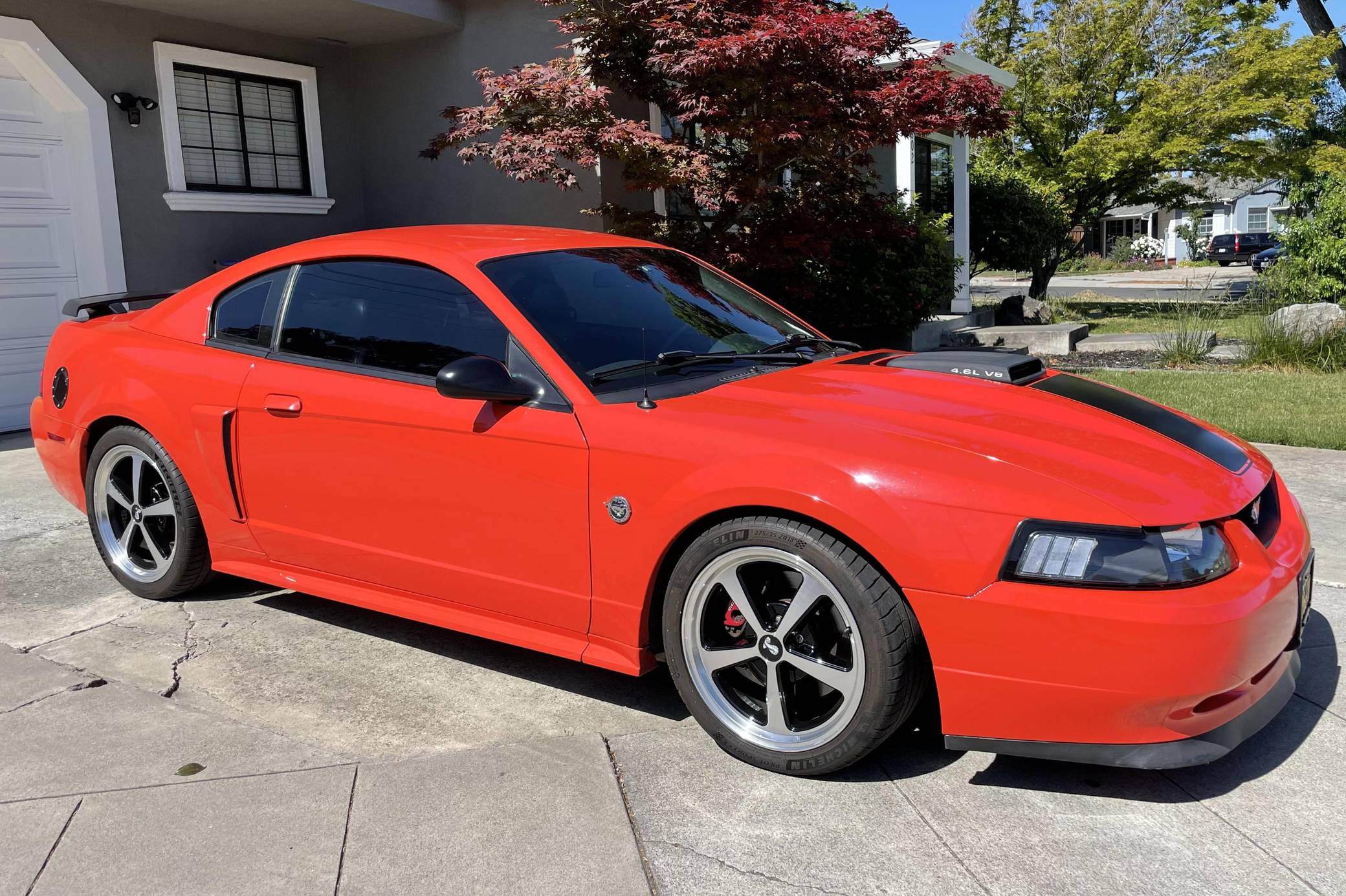 2004 Ford Mustang Mach 1