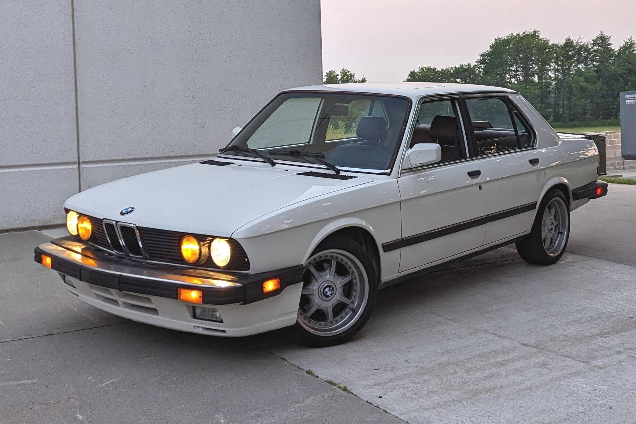 1988 BMW 535is