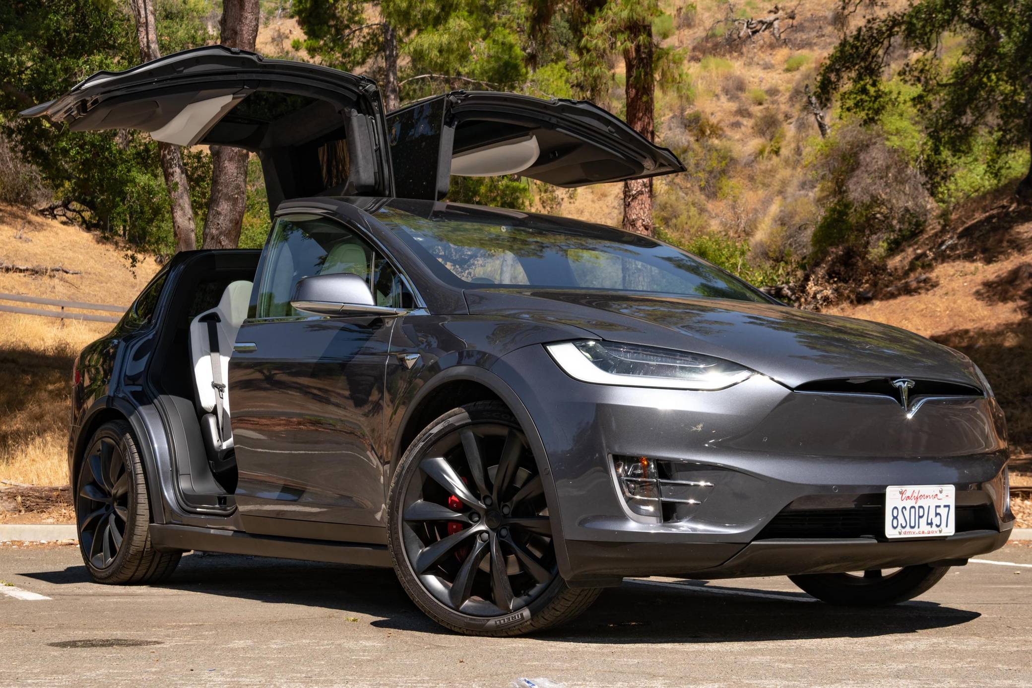 2020 tesla model store x curb weight