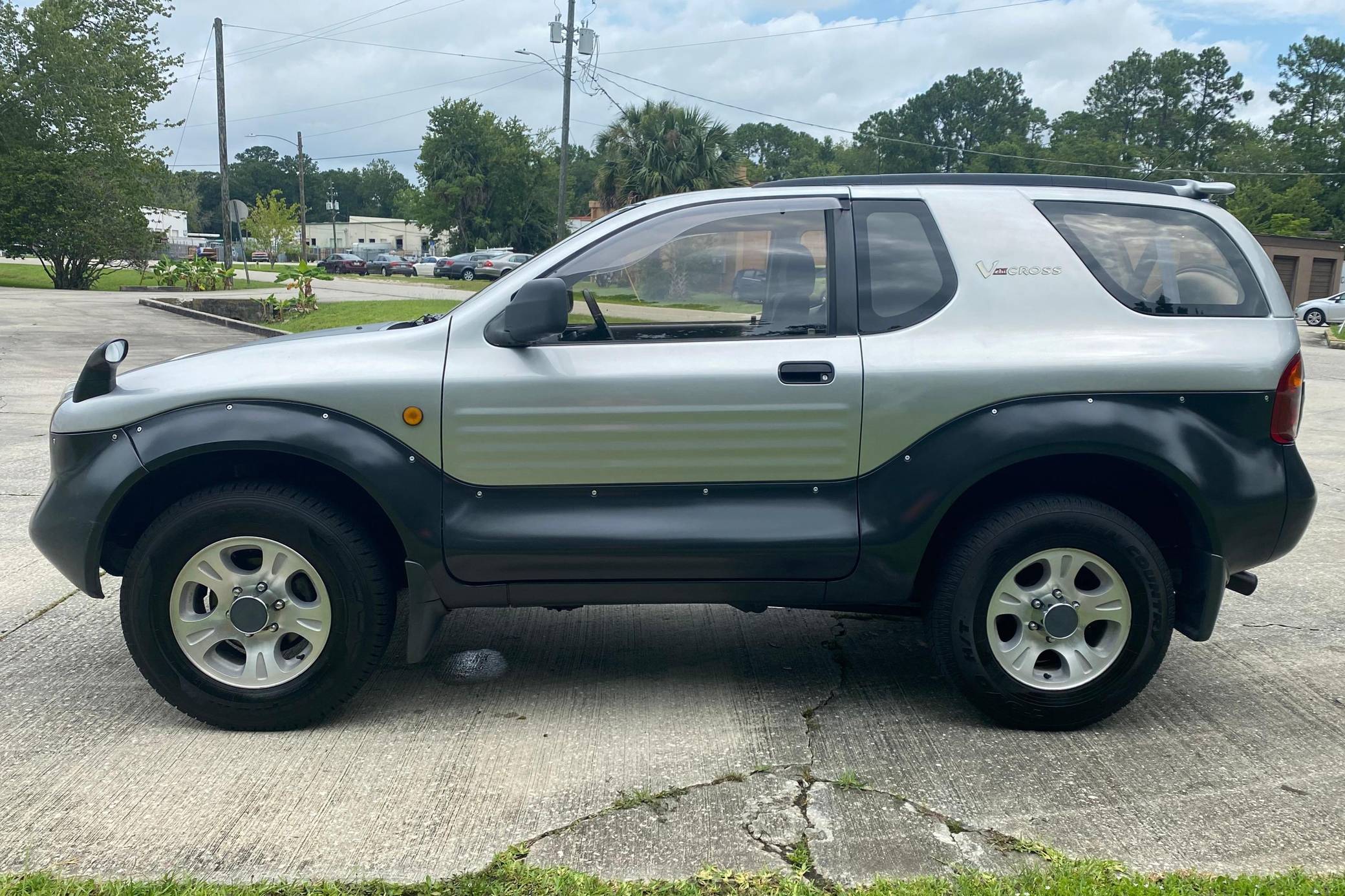 1997 Isuzu VehiCROSS