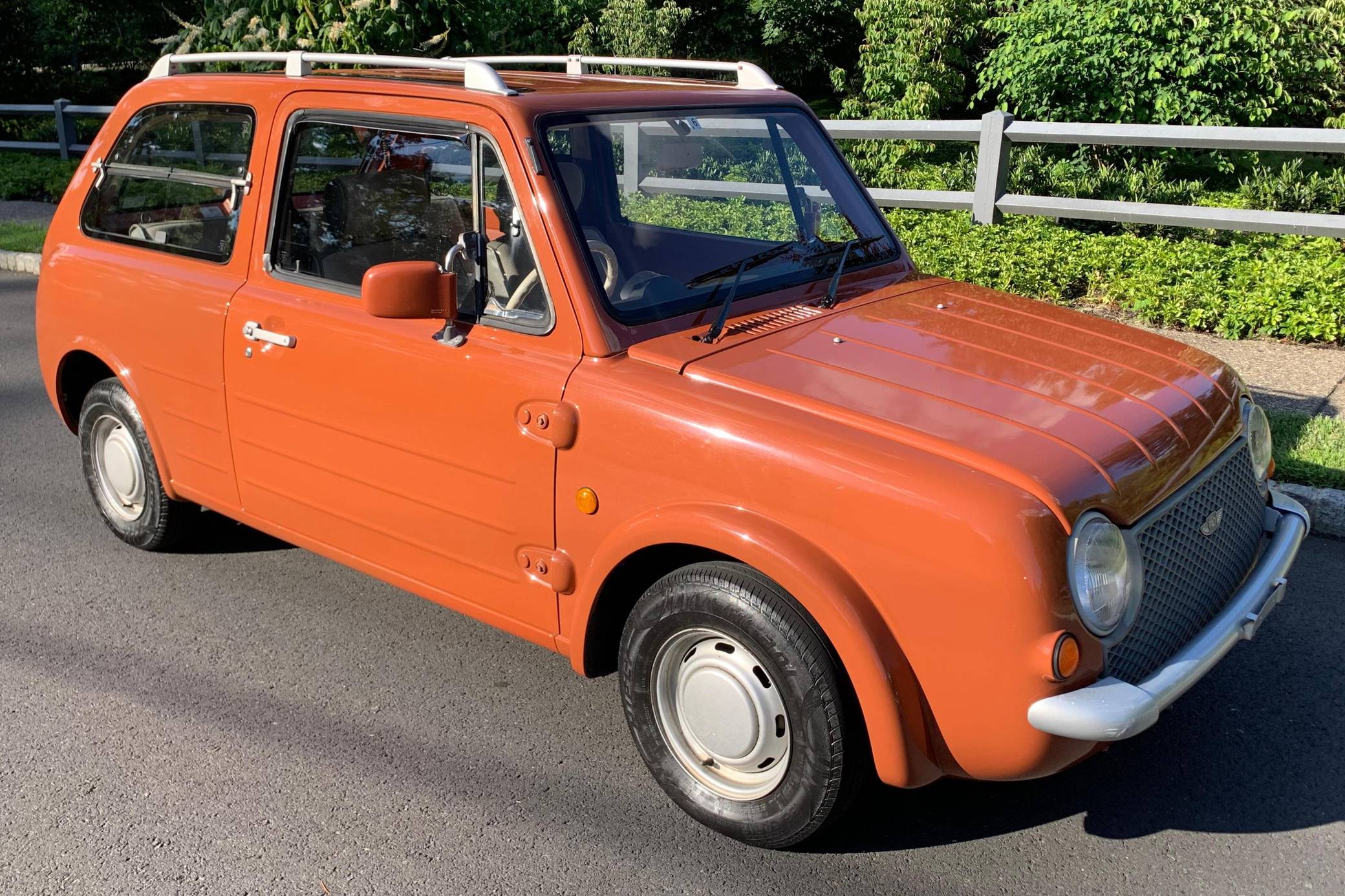 1990 Nissan Pao