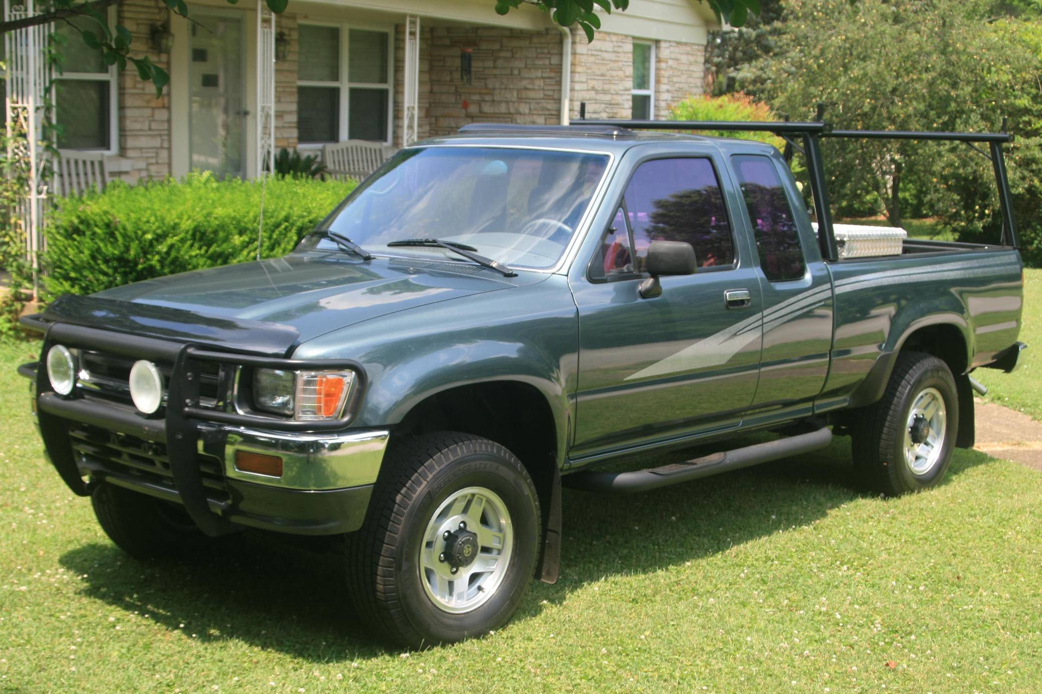 1992 toyota pickup on sale brush guard