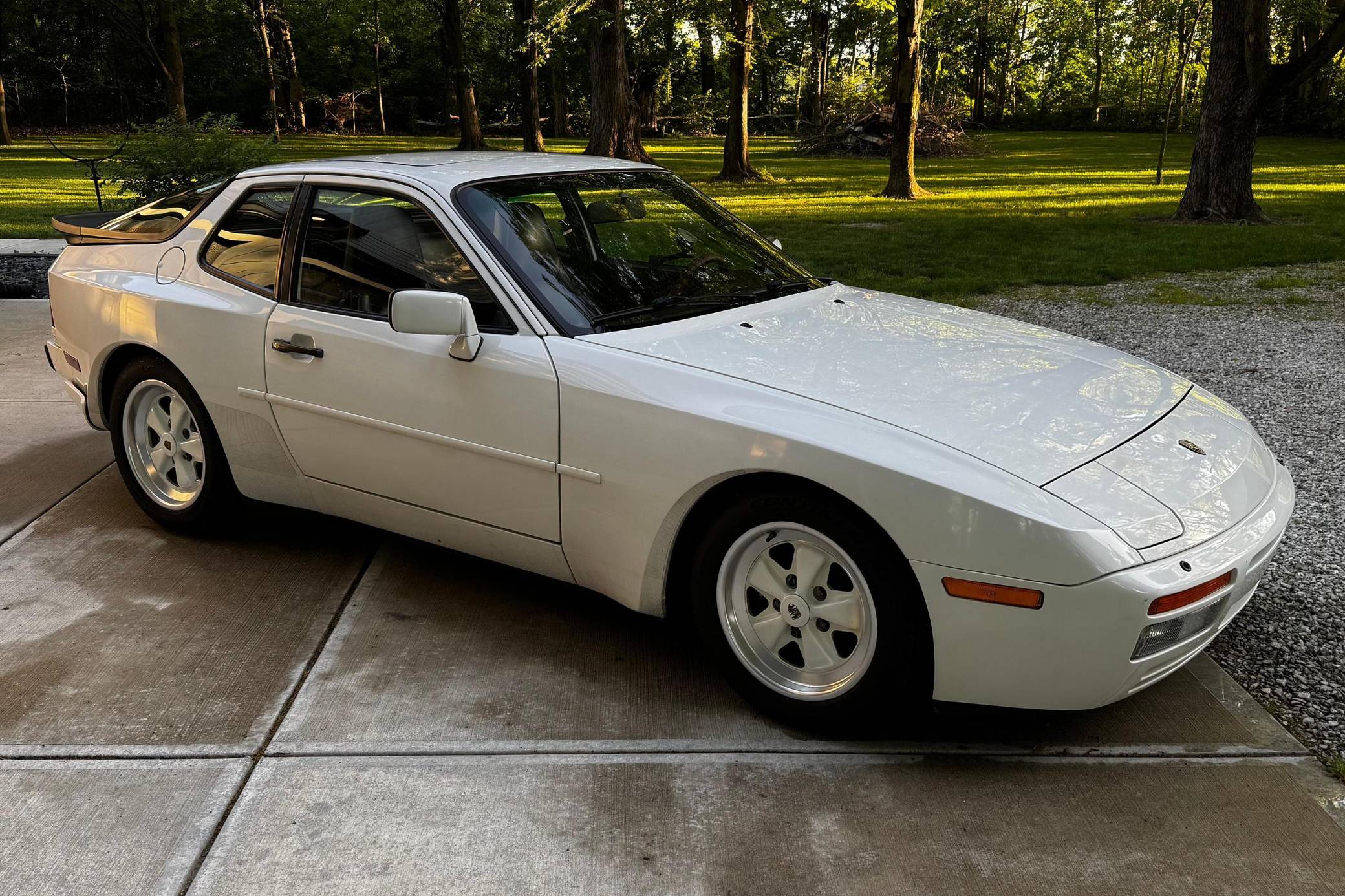 TP  1986 Porsche 944 Turbo VIN: WP0AA095XGN156365 for Sale - Cars & Bids