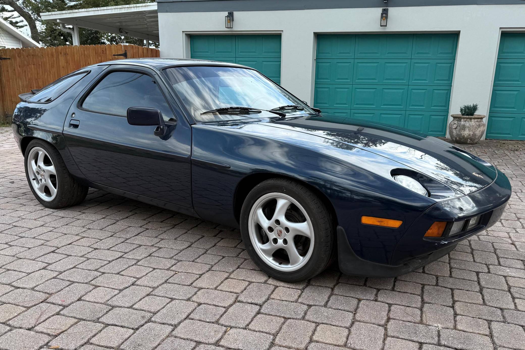 1985 Porsche 928 S VIN: WP0JB0927FS860333 for Sale - Cars & Bids