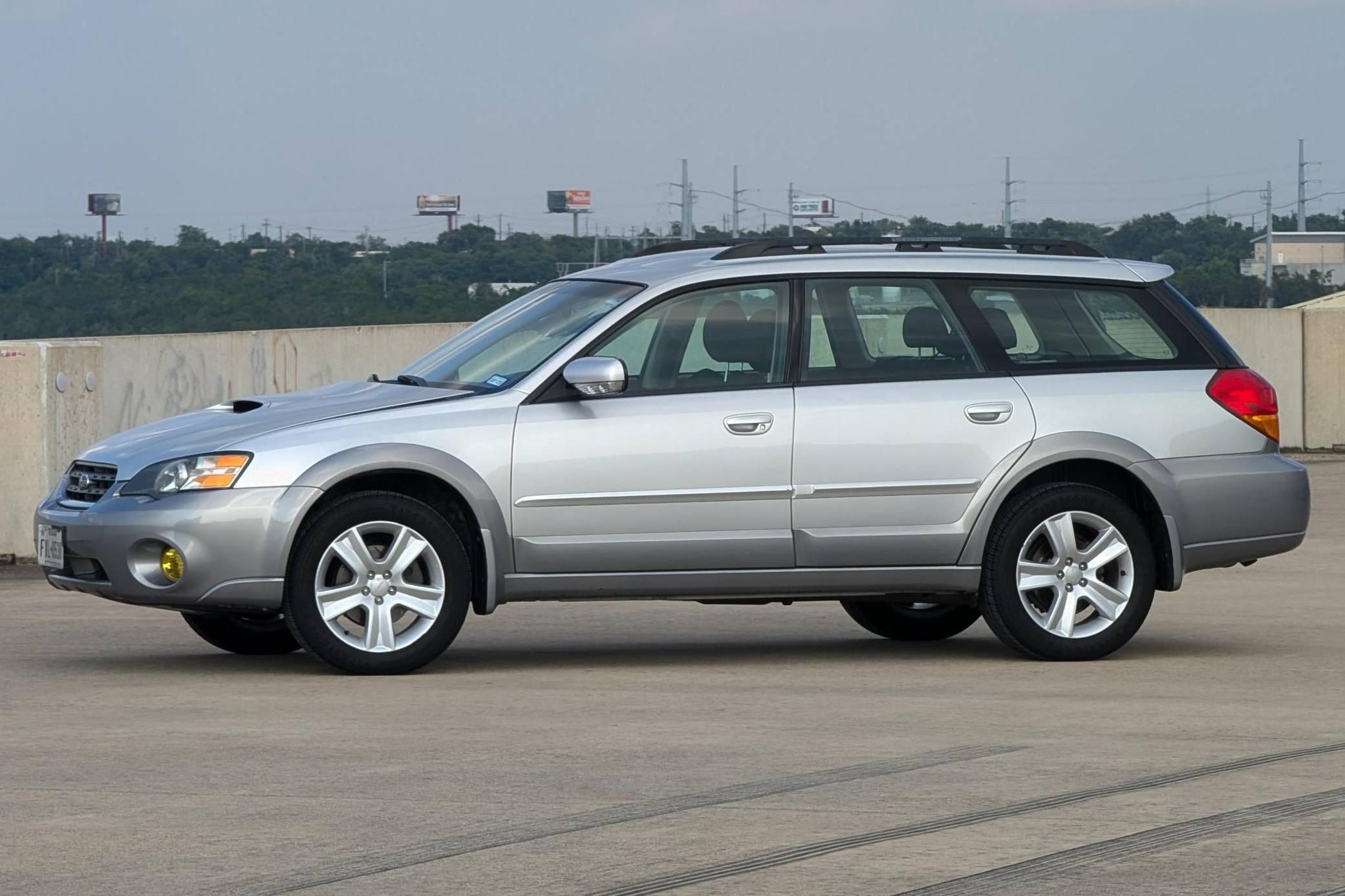 2005 Subaru Outback 2.5XT VIN: 4S4BP68C656366065 for Sale - Cars 