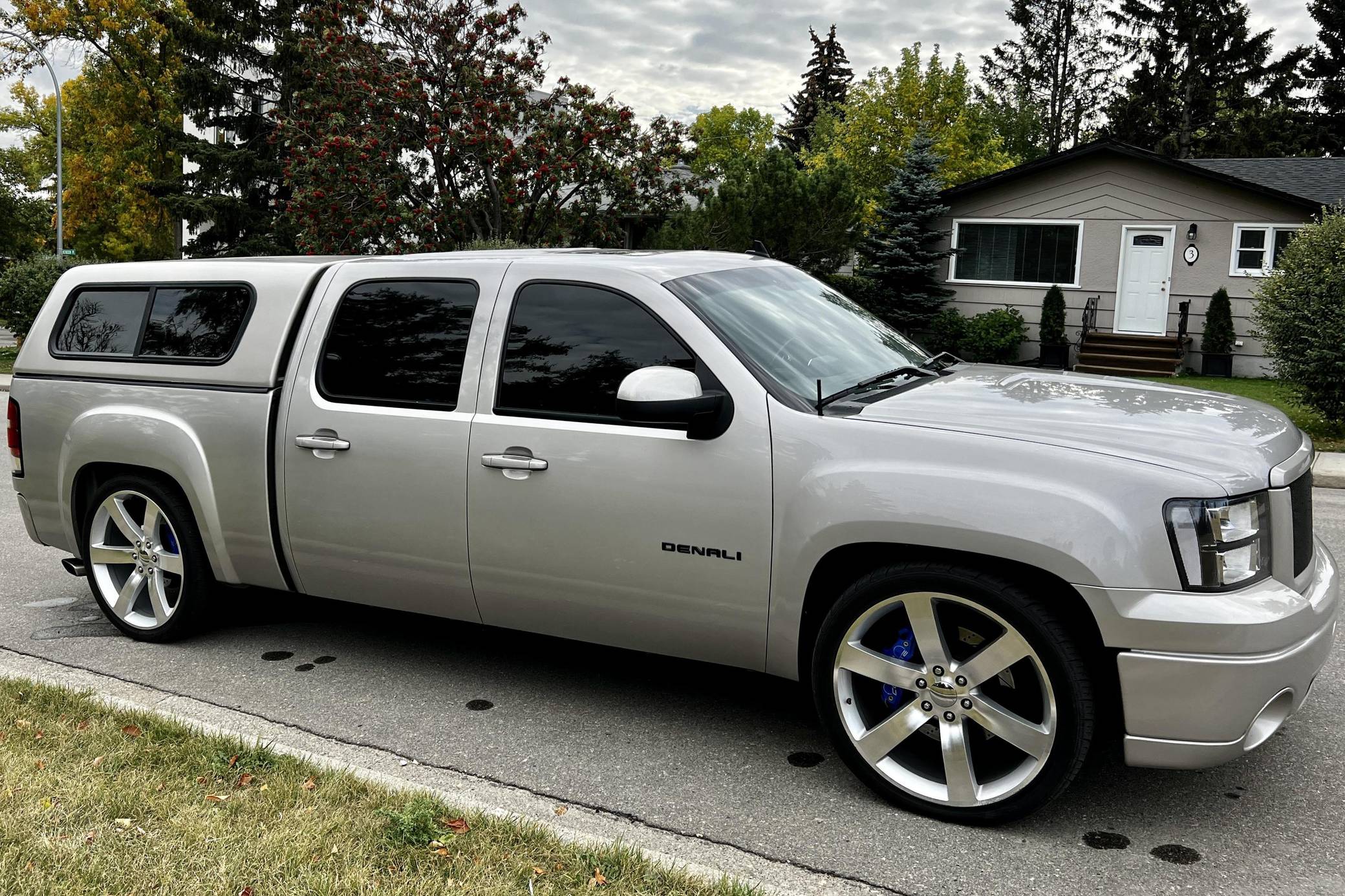 2008 GMC Sierra Denali AWD